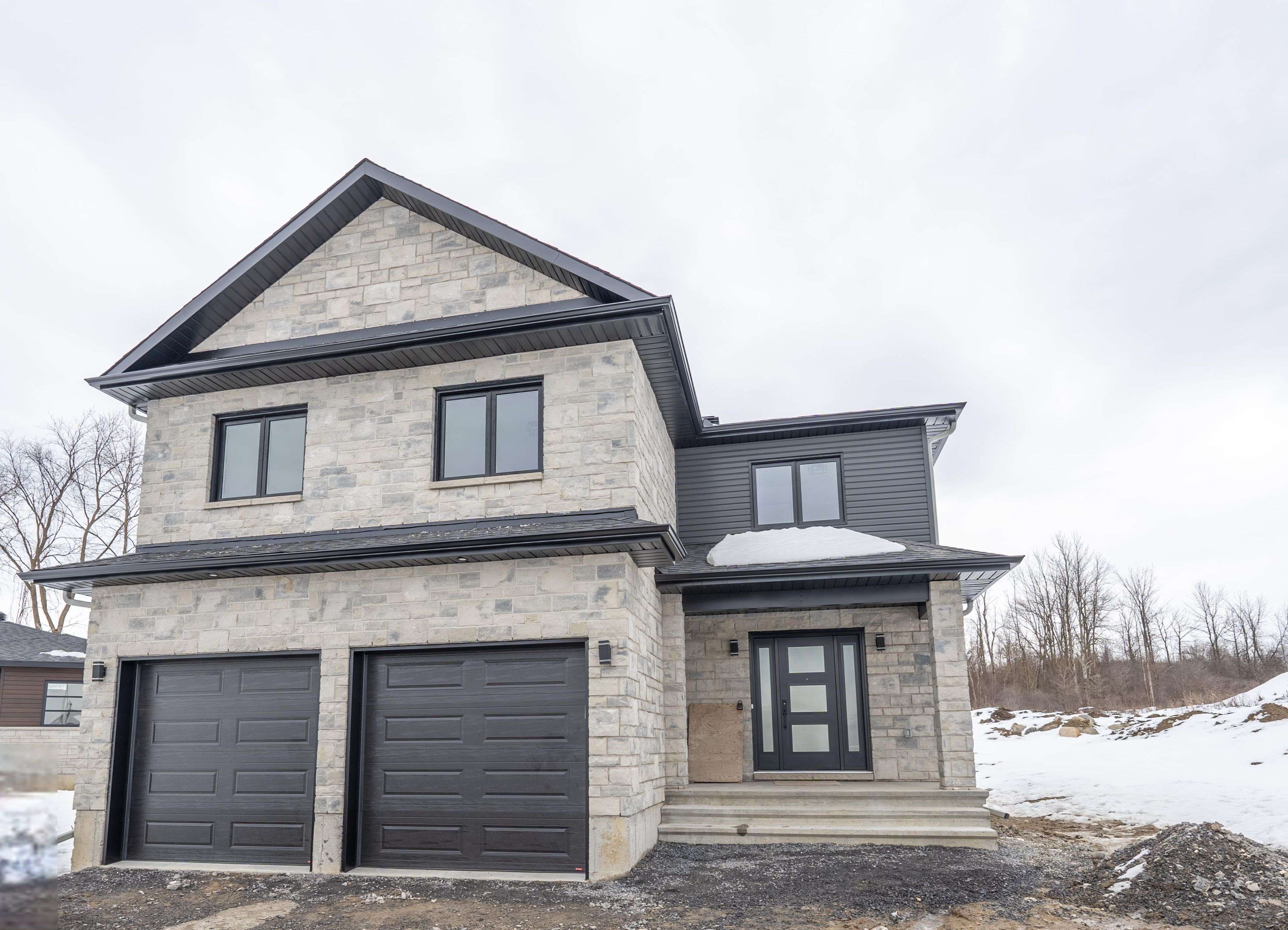 Cornwall, ON K6J 0C5,1409 Caroline CT