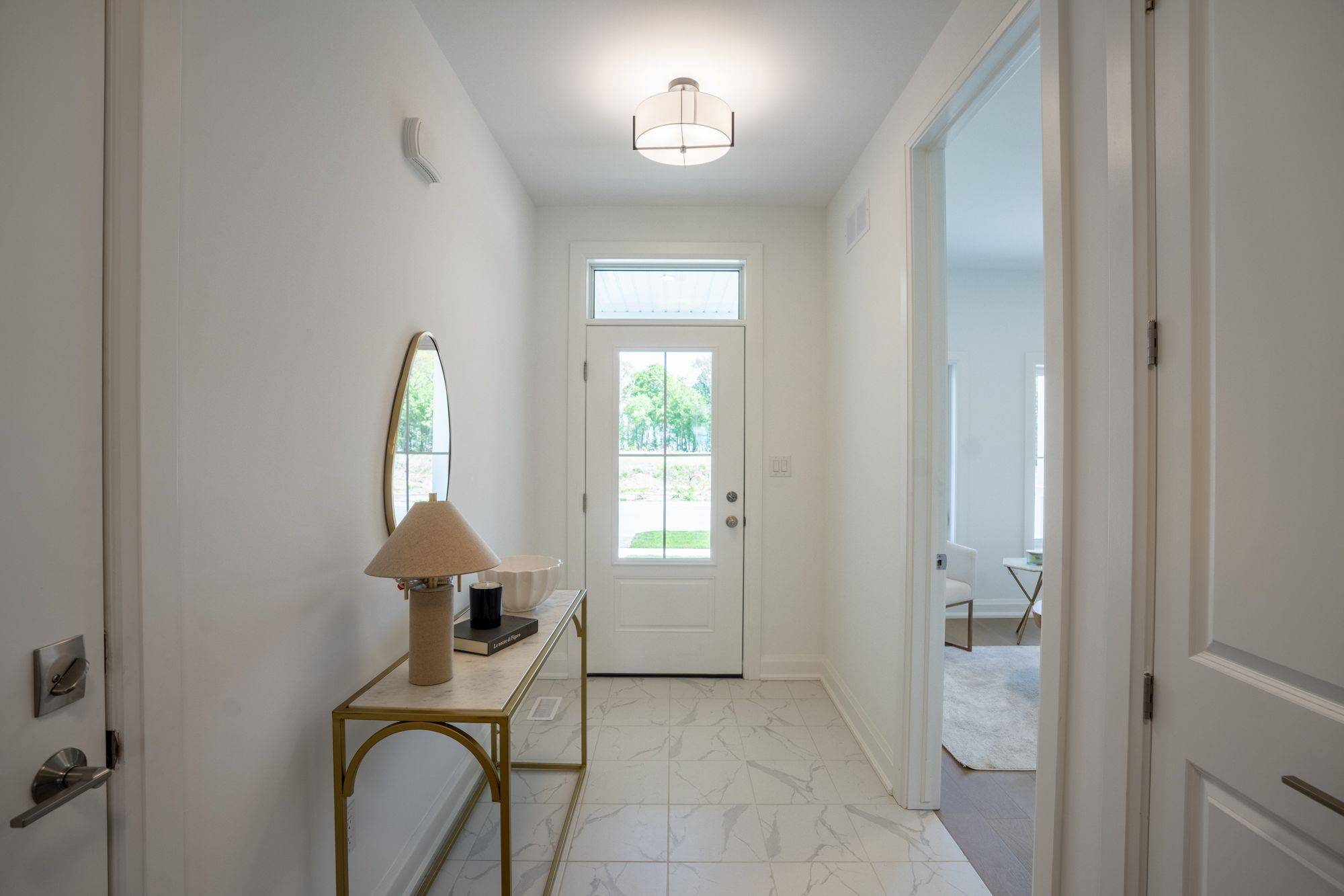 Fort Erie, ON L2A 1C2,70B Seneca DR