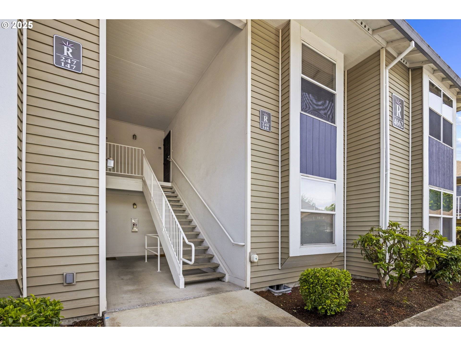 Gresham, OR 97030,4662 W POWELL BLVD #248