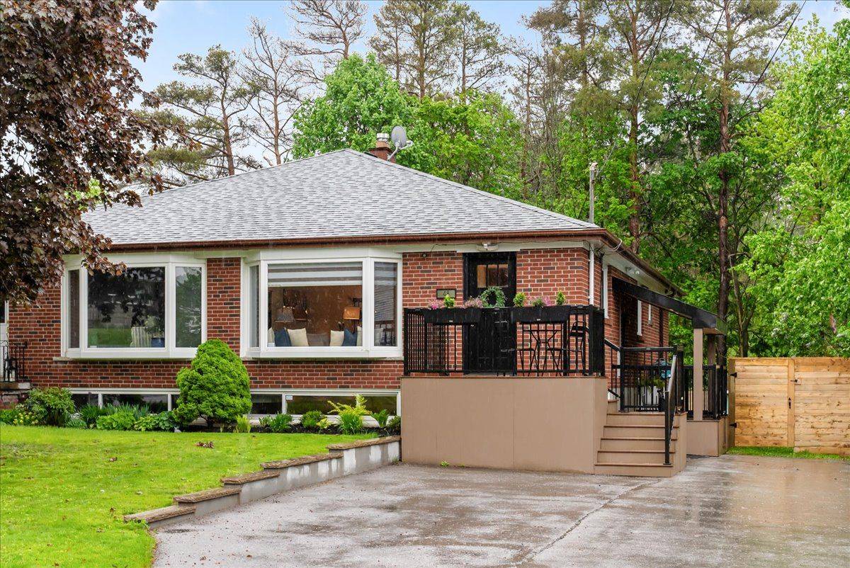 Uxbridge, ON L9P 1L1,48 Bell ST