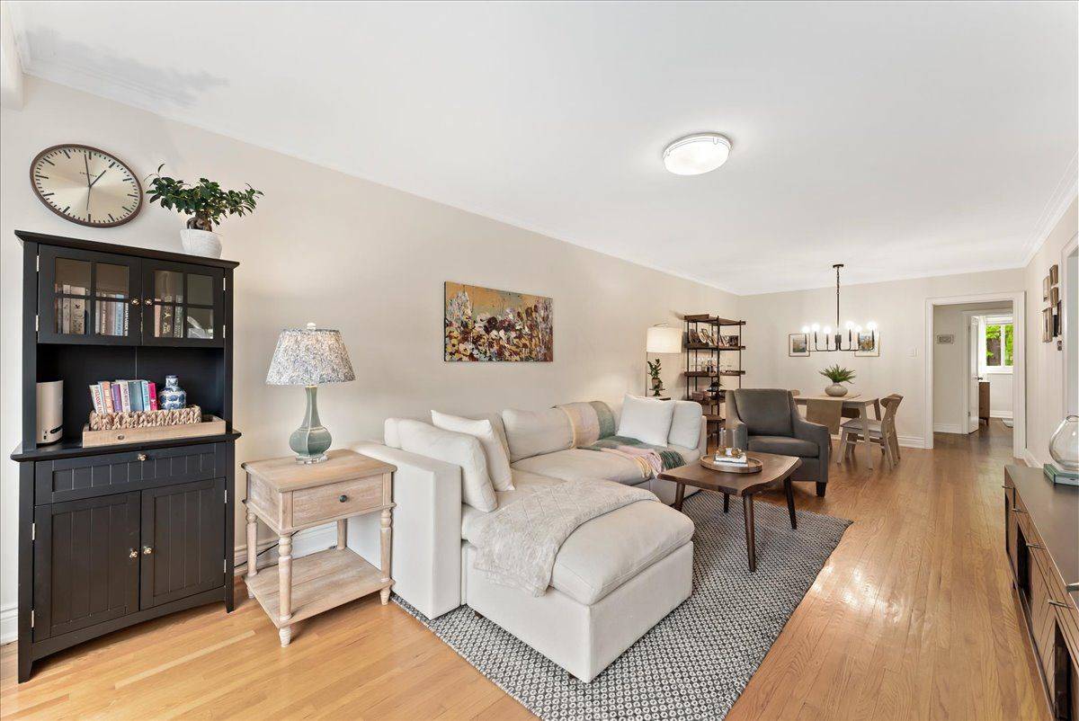 Uxbridge, ON L9P 1L1,48 Bell ST