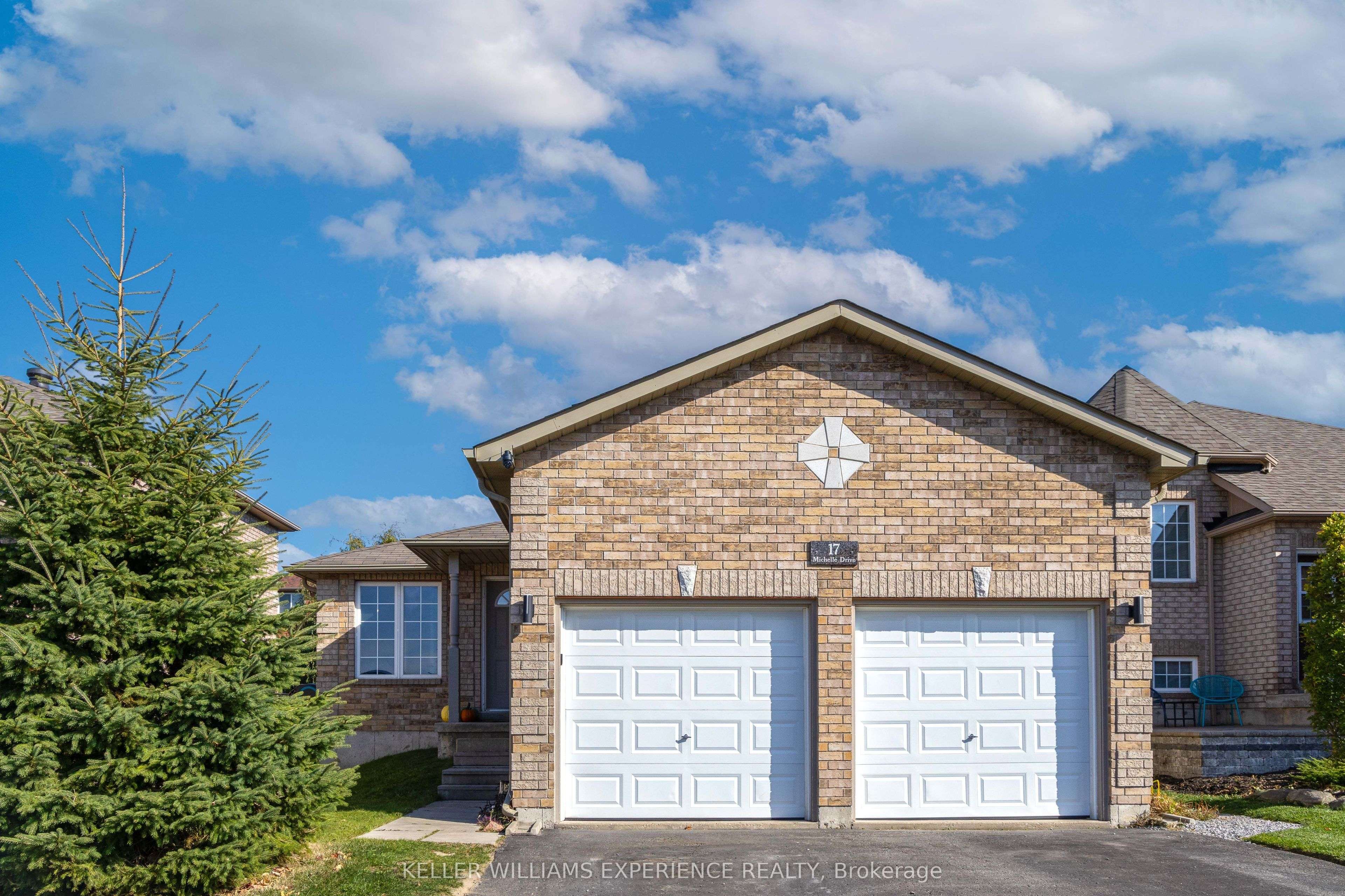 Barrie, ON L4N 5Y1,17 MICHELLE DR