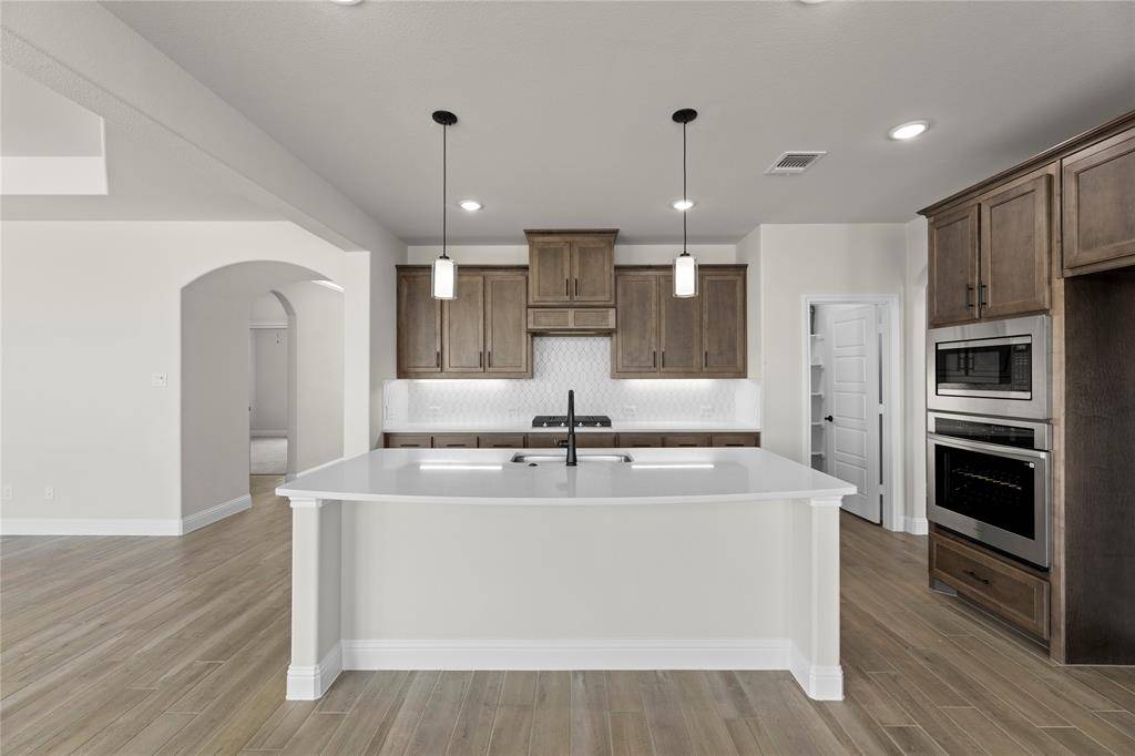 Forney, TX 75126,705 Soprano