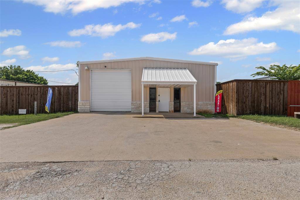 Arlington, TX 76001,4715 Turner Warnell Road