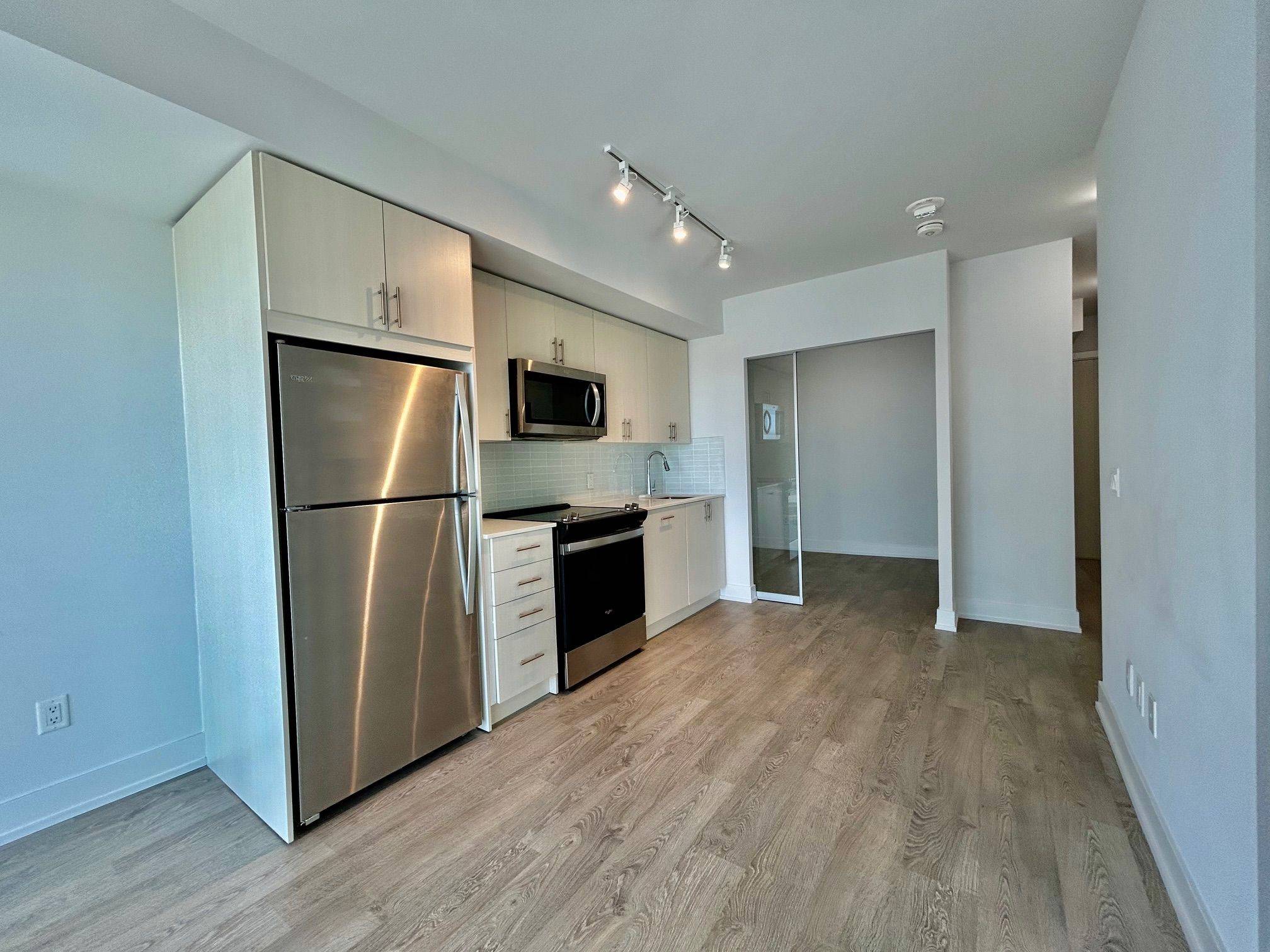 Oshawa, ON L1L 0R5,2550 Simcoe ST N #2415