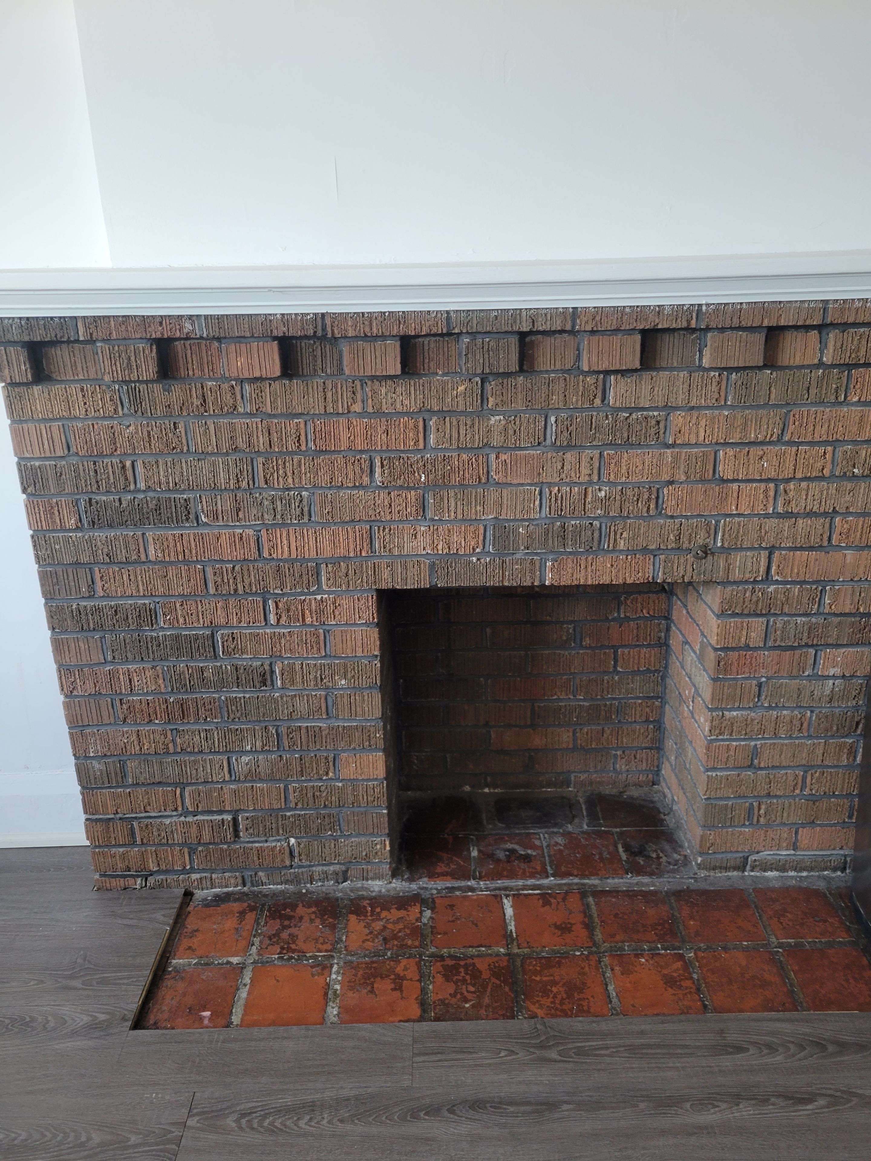 Toronto E03, ON M4C 3C1,719 Coxwell AVE ## Upper 2