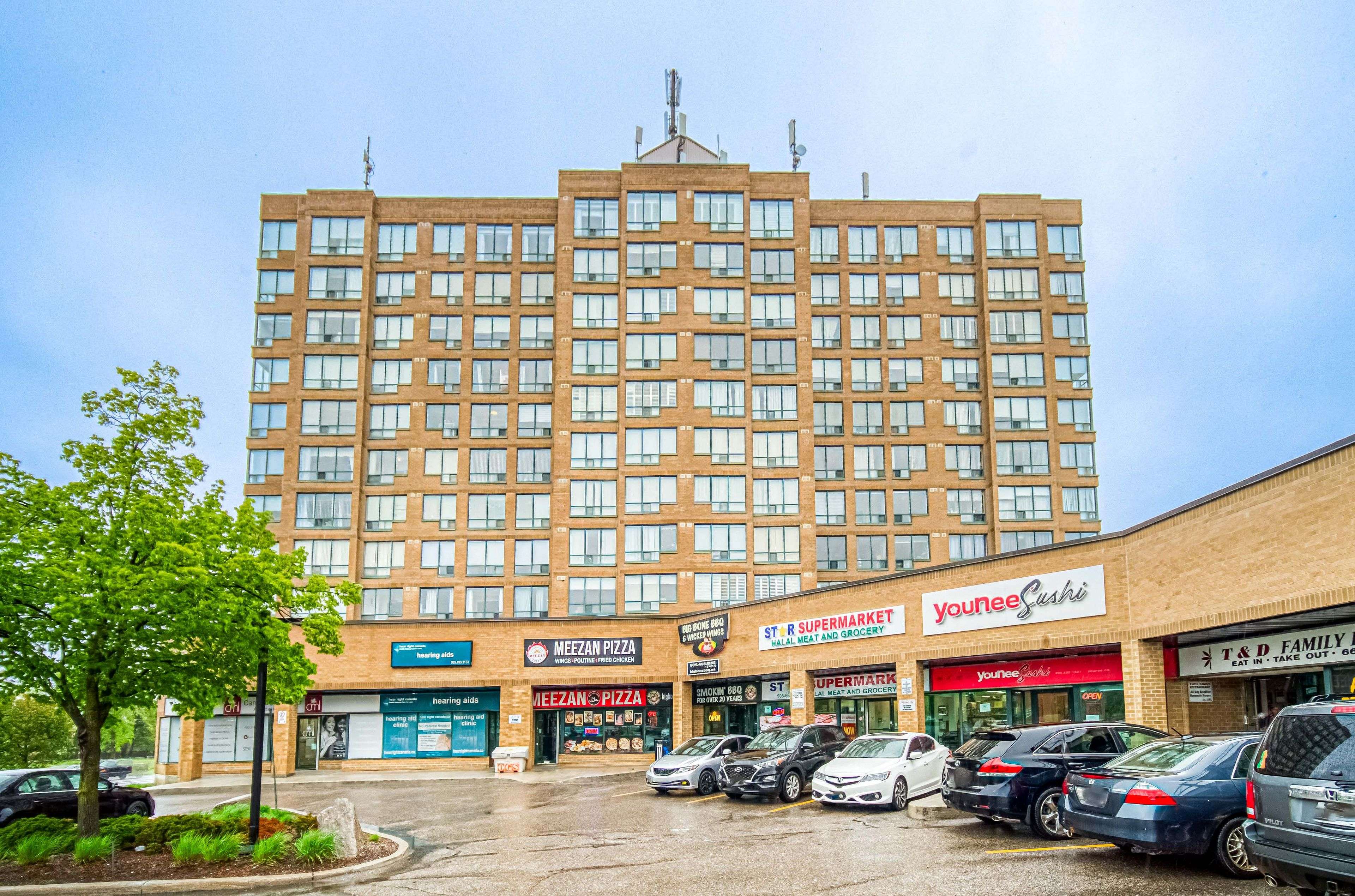 Whitby, ON L1N 8Z1,711 Rossland RD E #710