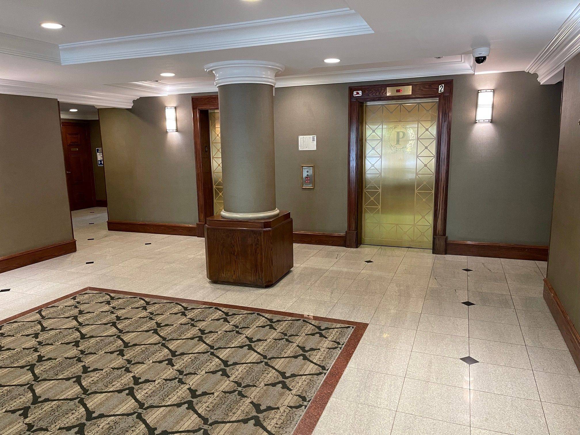Toronto C14, ON M2M 4K8,8 Pemberton AVE #301