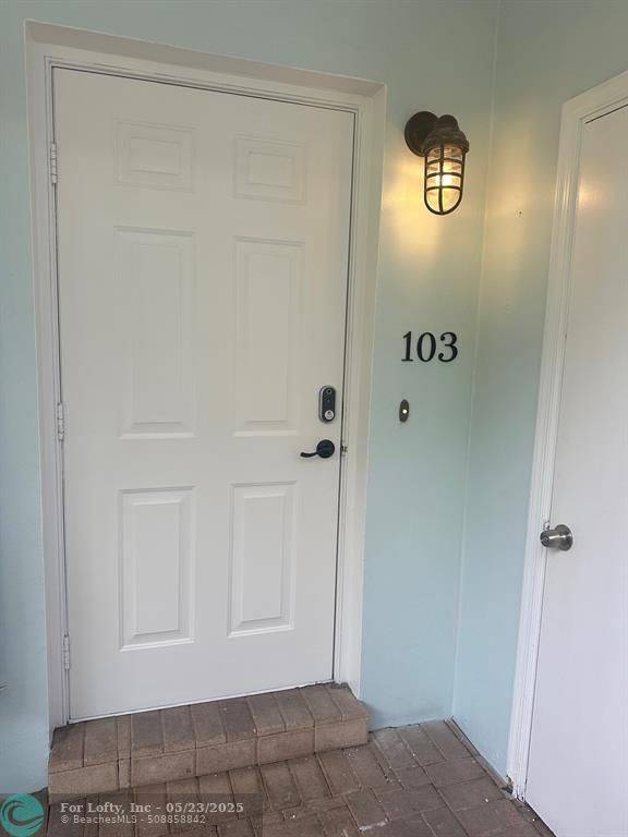 Delray Beach, FL 33483,[StreetName,UnitNumber,StreetNumber,StreetDirPrefix]
