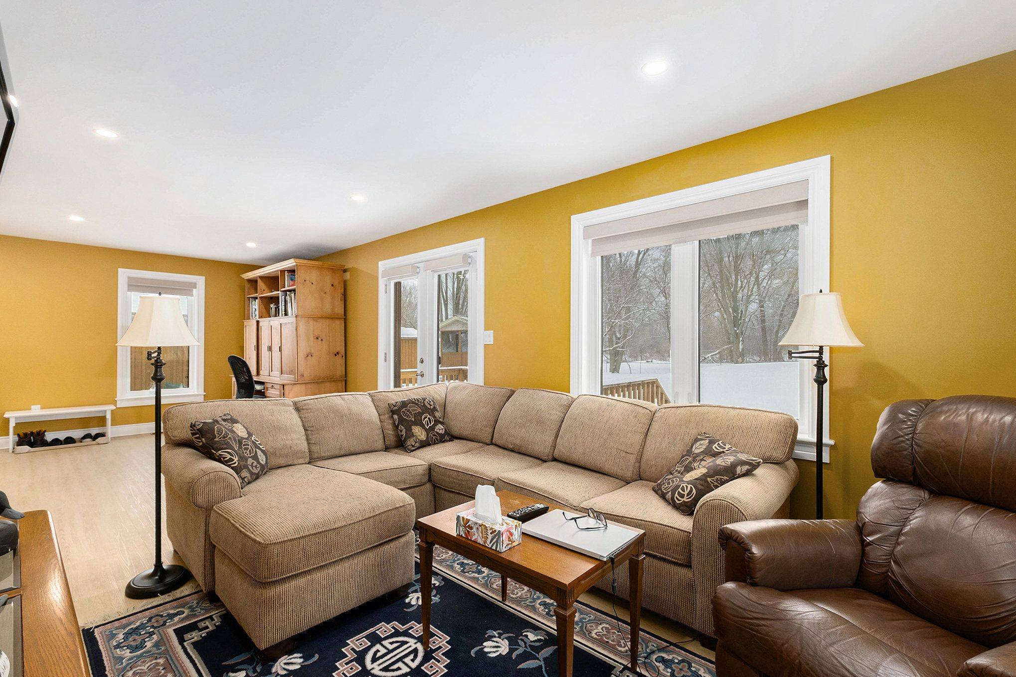 Merrickville-wolford, ON K0G 1G0,22 Victoria ST