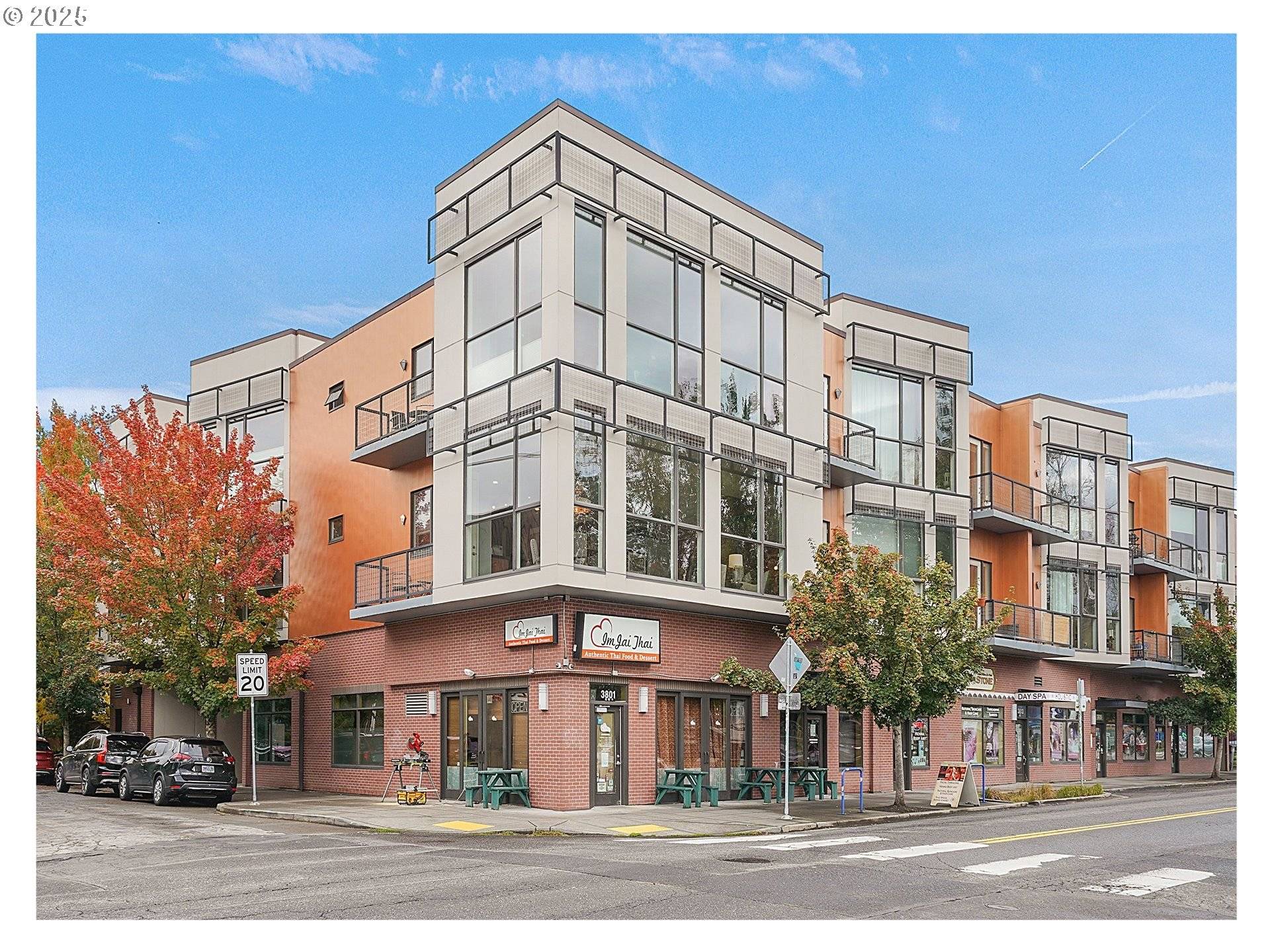 Portland, OR 97214,838 SE 38TH AVE #311