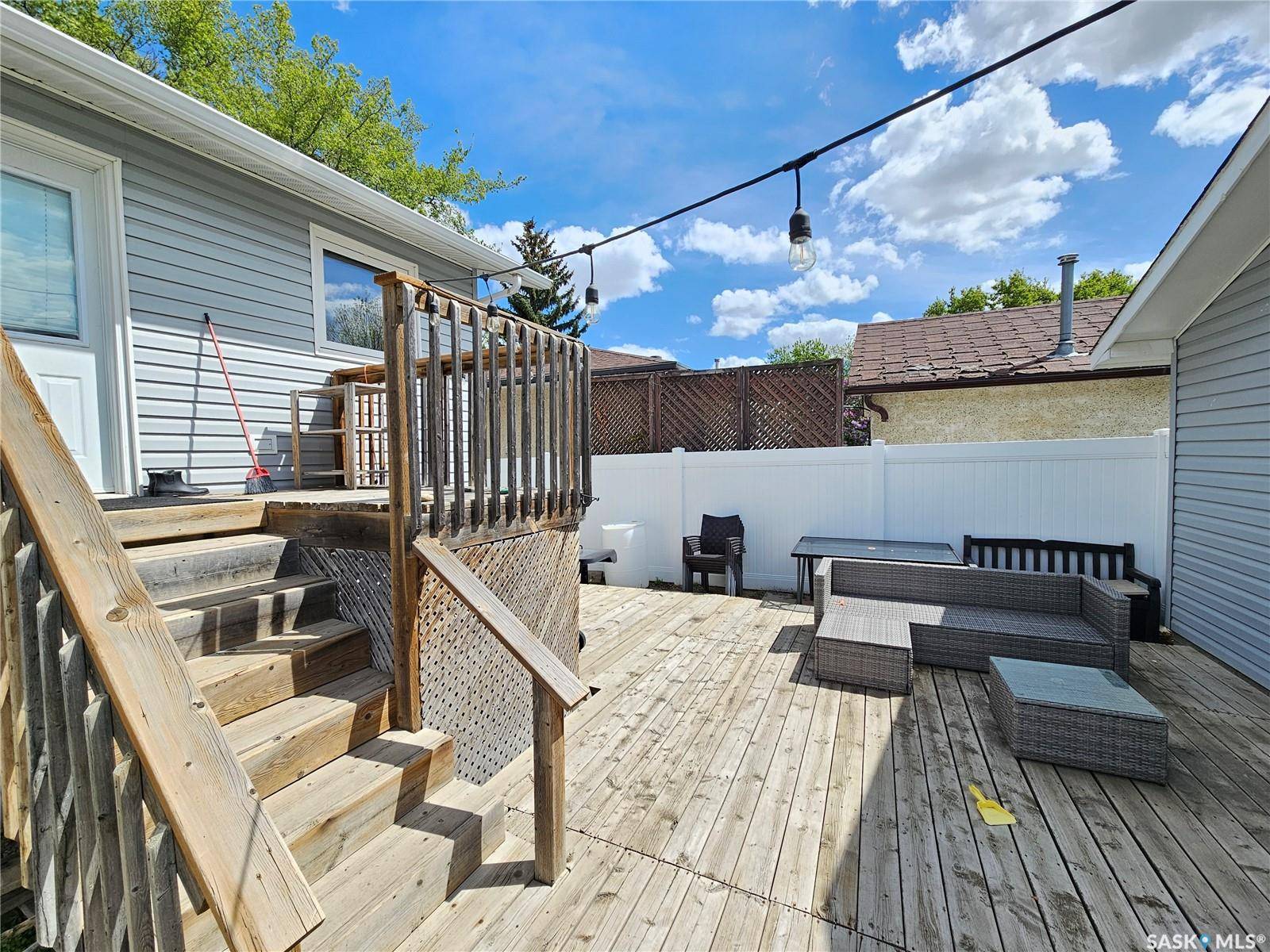 Moose Jaw, SK S6H 5G9,1331 Coteau STREET W