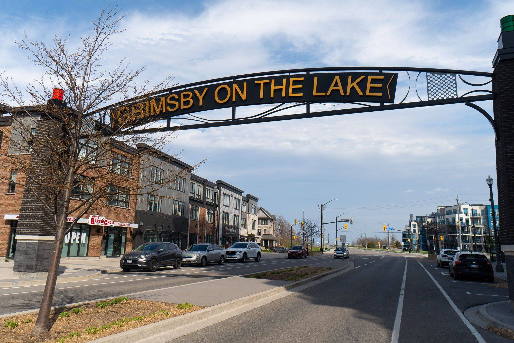 Grimsby, ON L3M 4E8,385 WINSTON RD #1902