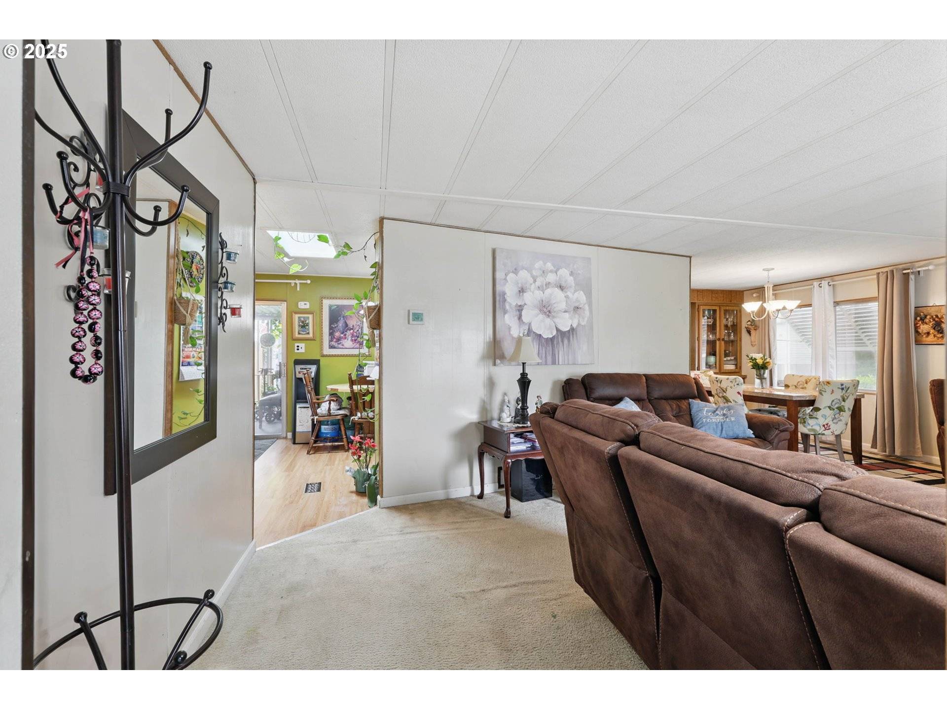 Fairview, OR 97024,21100 NE SANDY BLVD #52