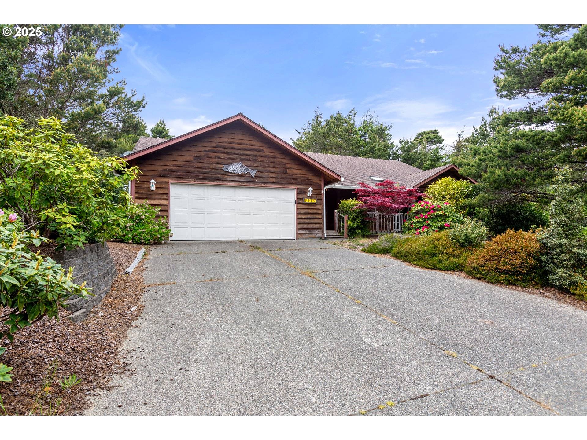 Florence, OR 97439,4929 CLOUDCROFT LN