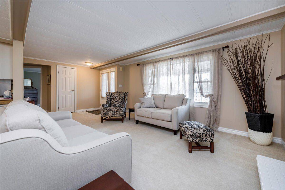 Innisfil, ON L9S 1M2,18 Riverview CIR