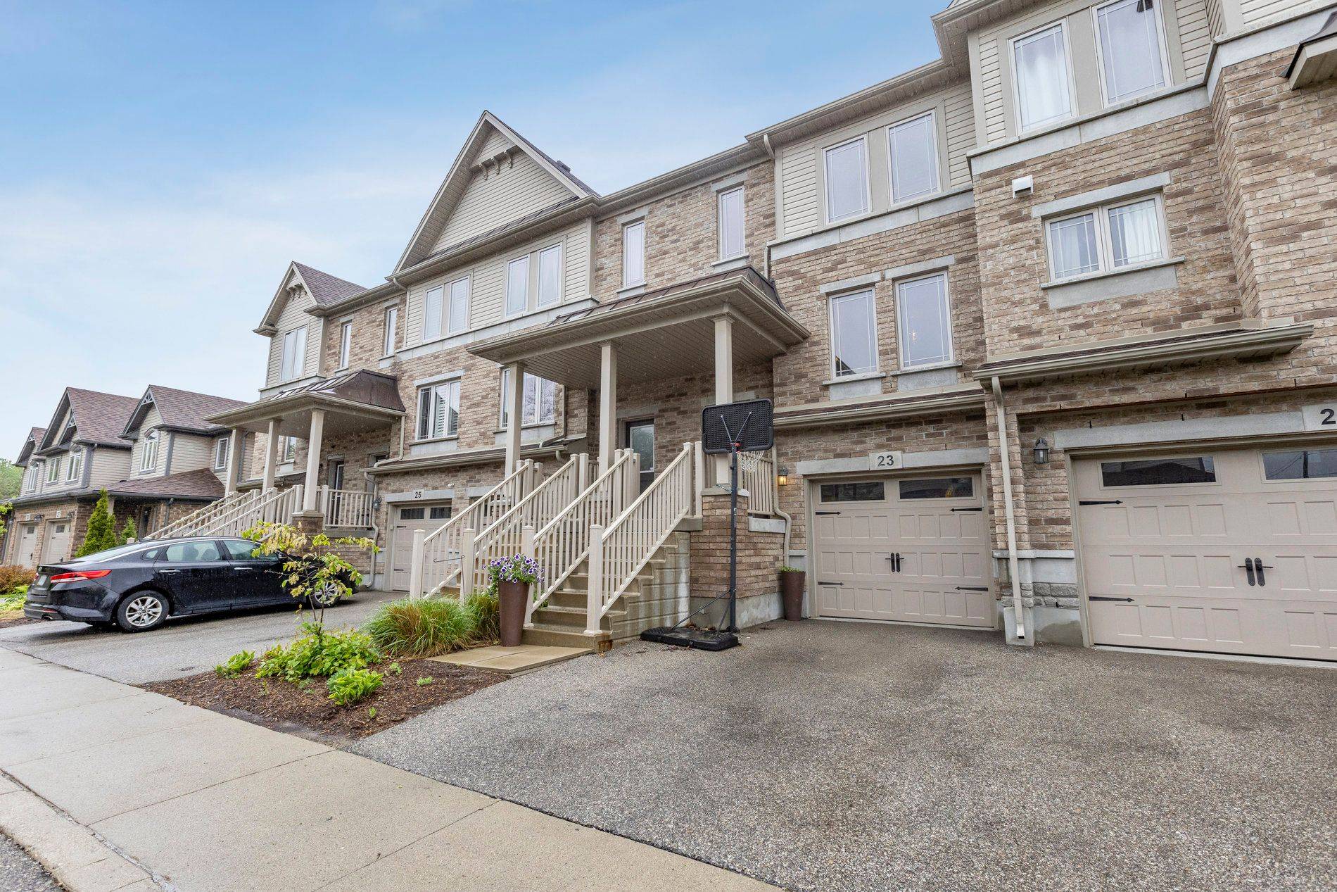 Guelph, ON N1E 0N1,66 Eastview RD #23