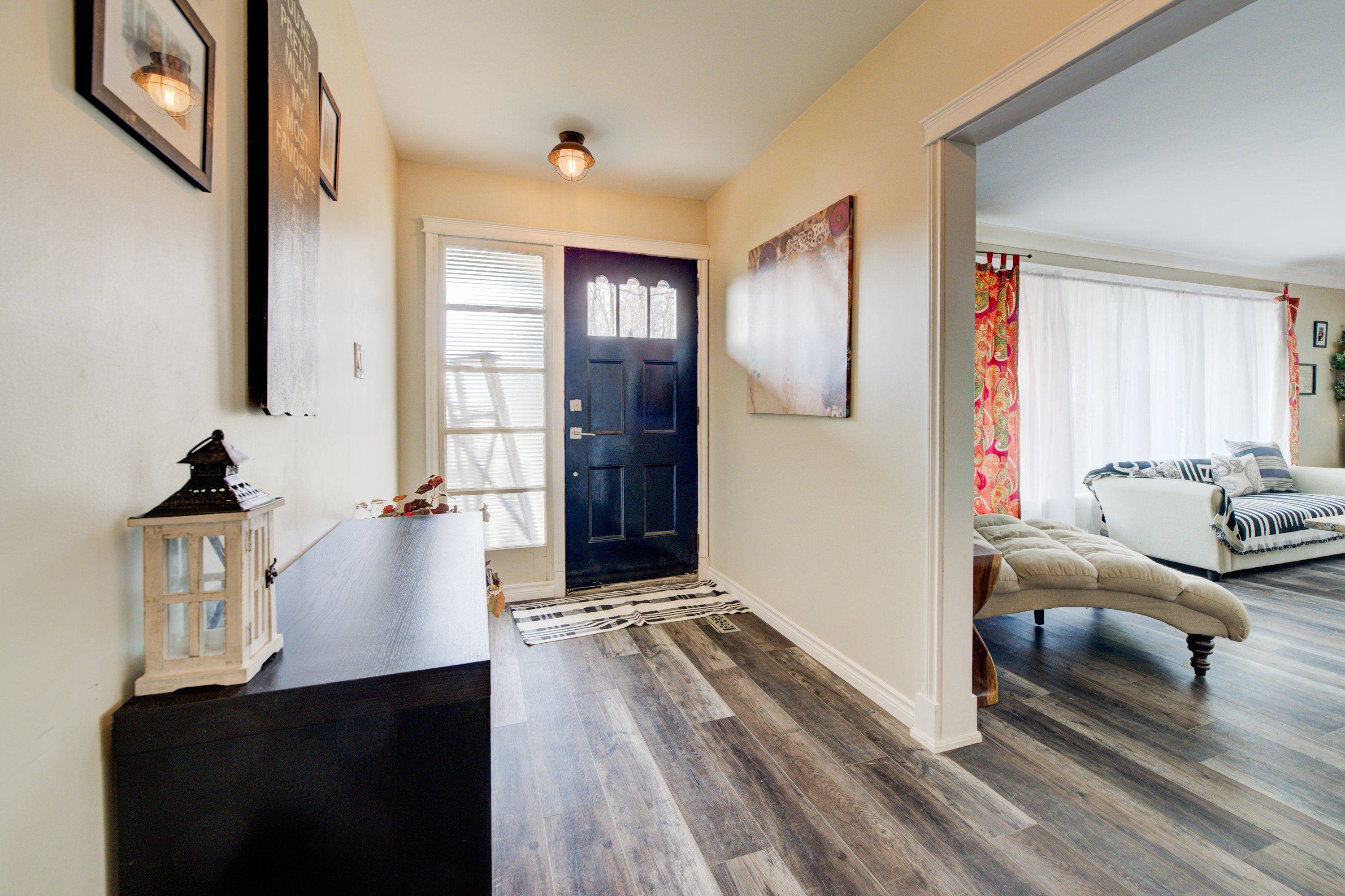 Woolwich, ON N3B 1H1,16 First ST W
