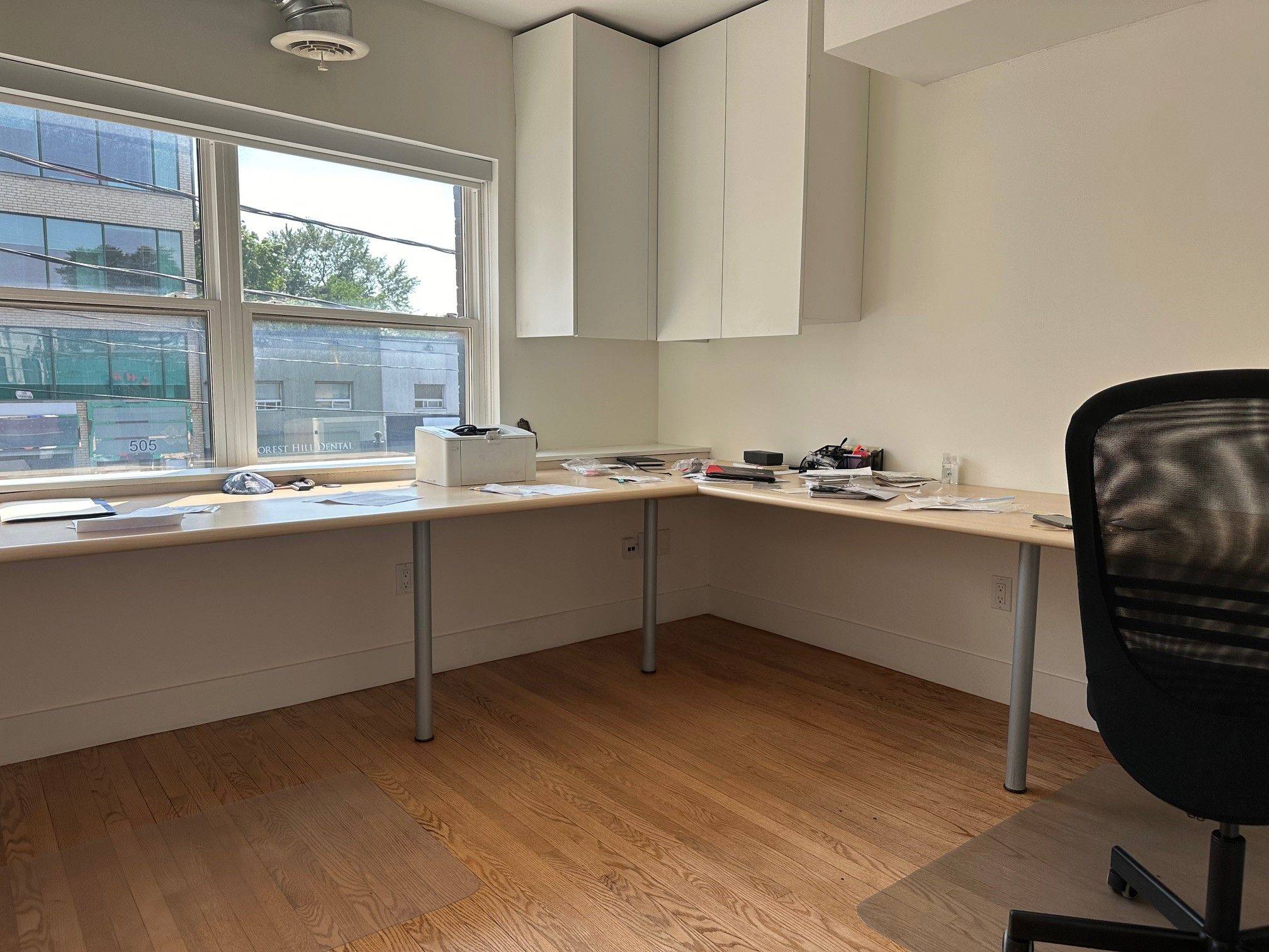 Toronto C04, ON M5N 1A5,510 Eglinton AVE W #202