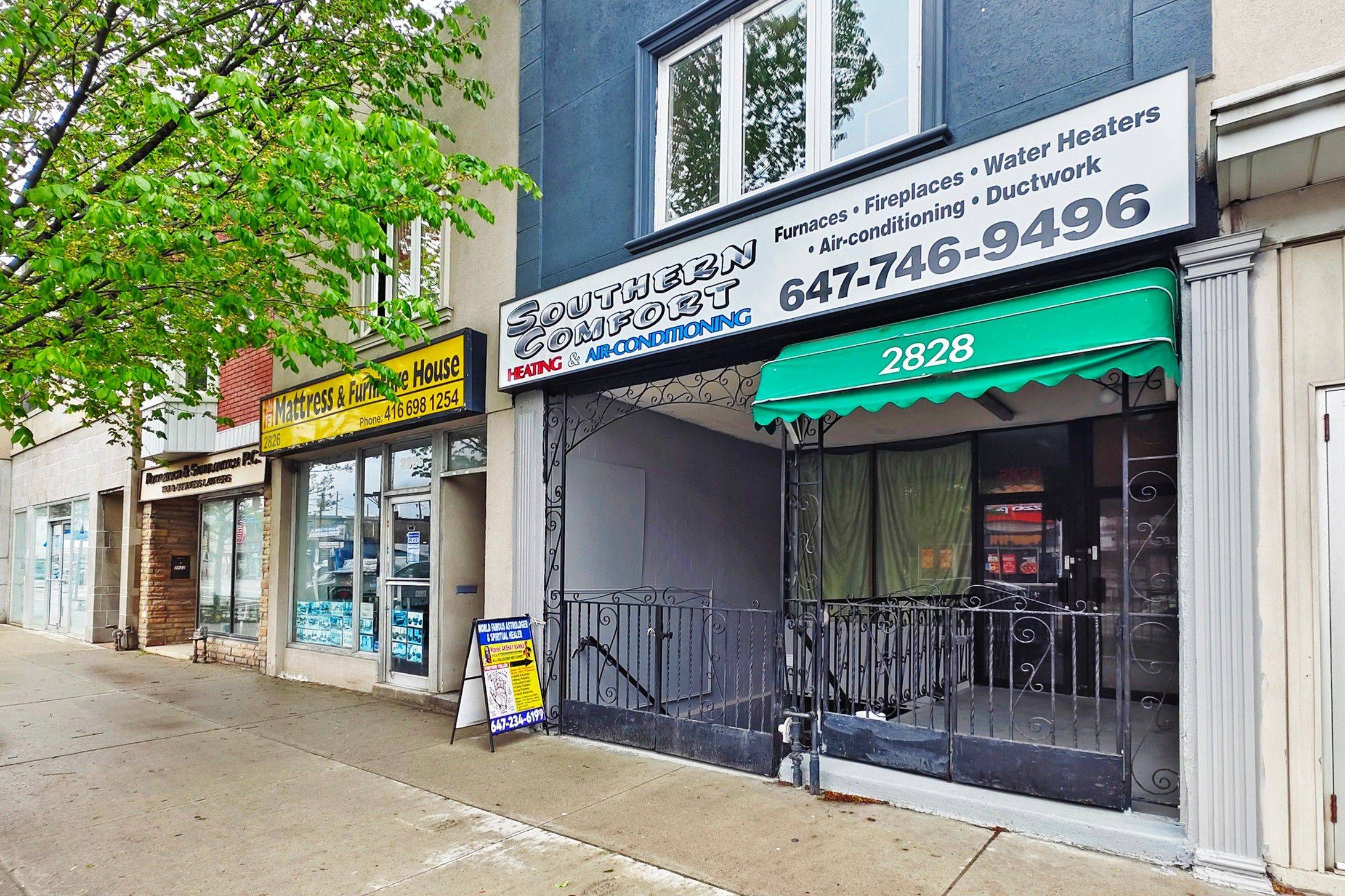 Toronto E02, ON M4C 1M1,2828 Danforth AVE #Lower