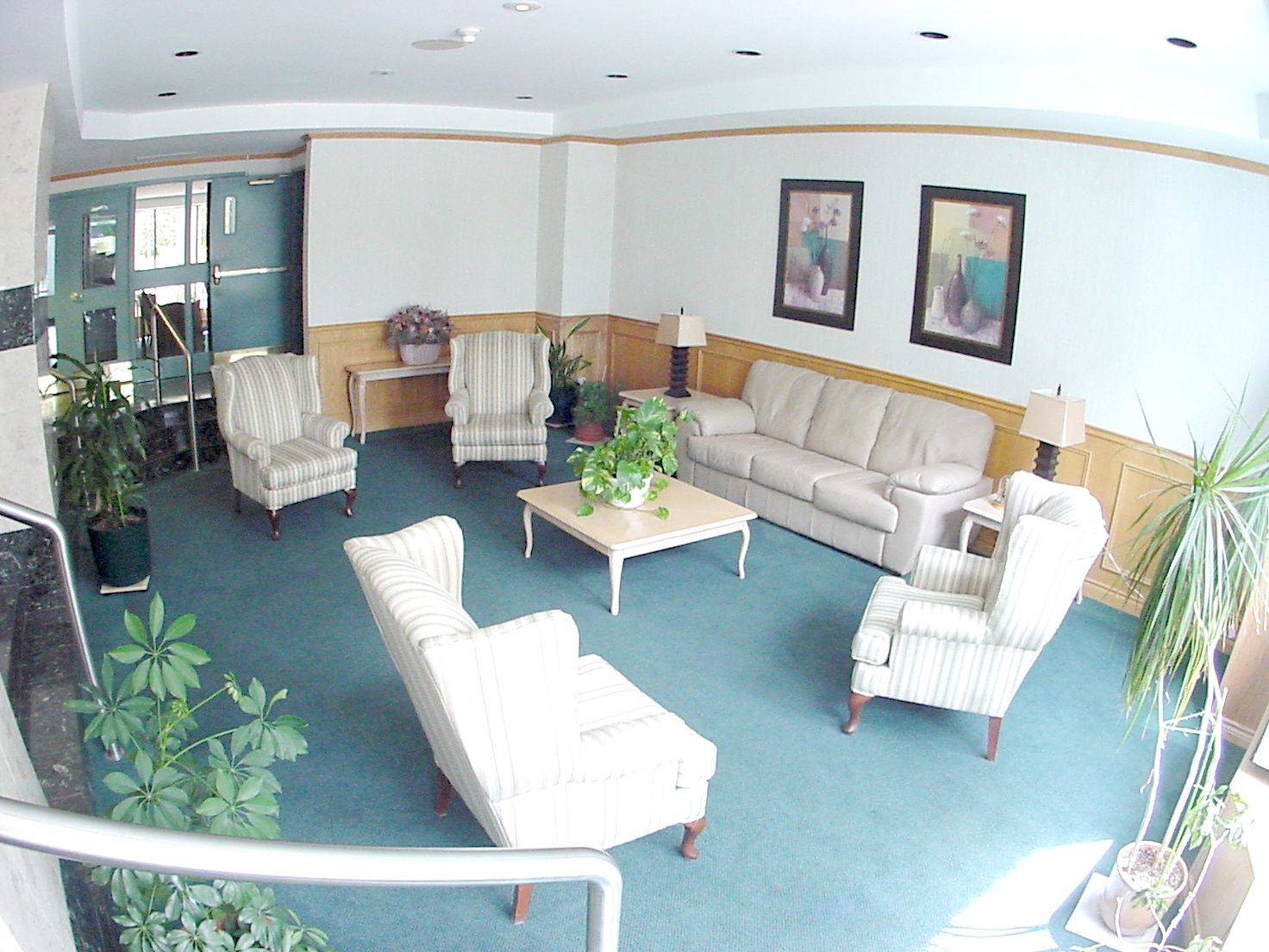 Britannia Heights - Queensway Terrace N And Area, ON K2B 8S5,1025 Grenon AVE #221