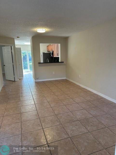 Pembroke Pines, FL 33024,7920 NW 6th St #103