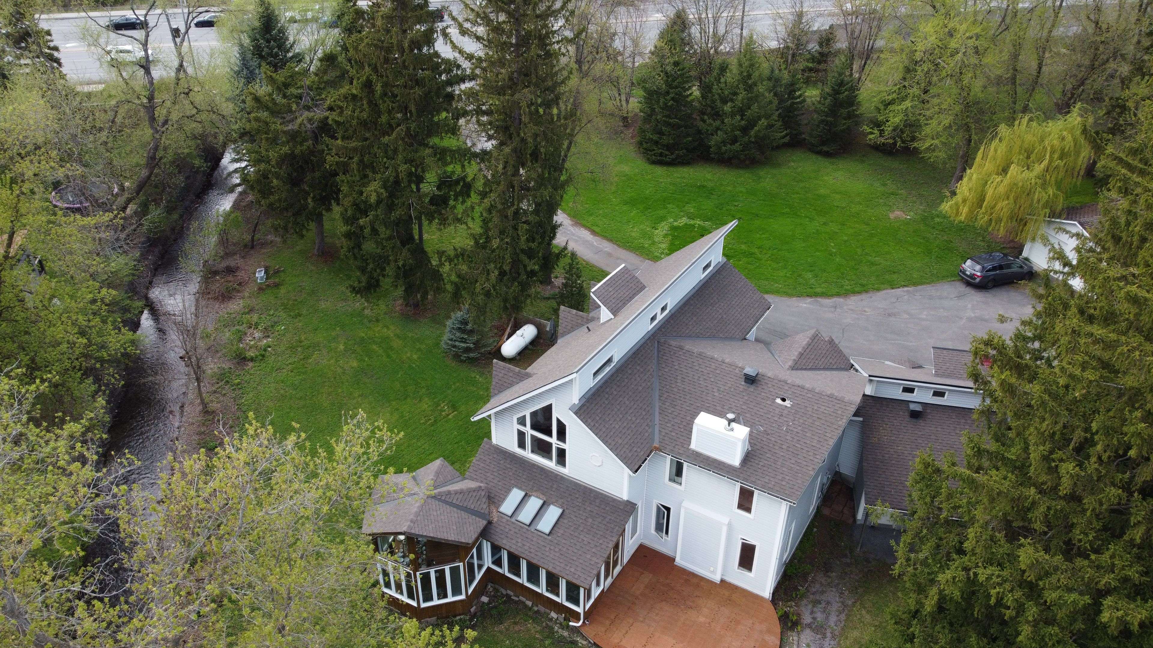 Qualicum - Bruce Farm - Greenbelt And Area, ON K2H 5B6,3208 Richmond RD