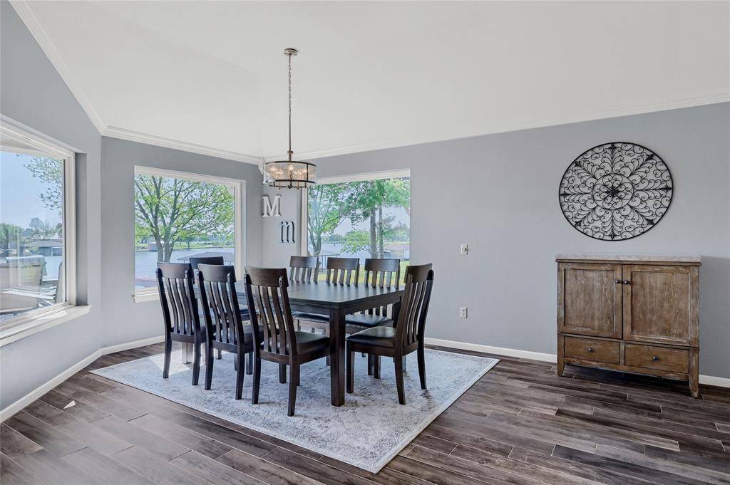 Lake Kiowa, TX 76240,511 Kiowa Drive West