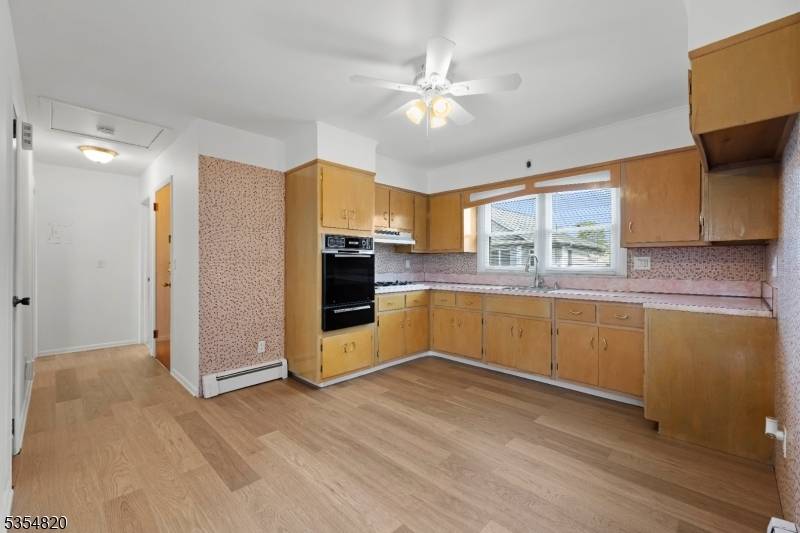 Bloomfield Twp., NJ 07003,26 Pilgrim Ct