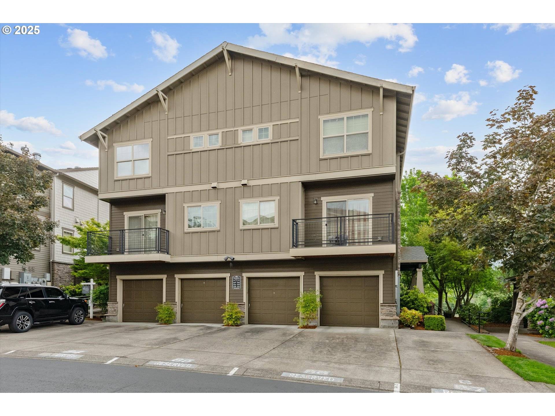 Hillsboro, OR 97006,630 NE ADWICK DR