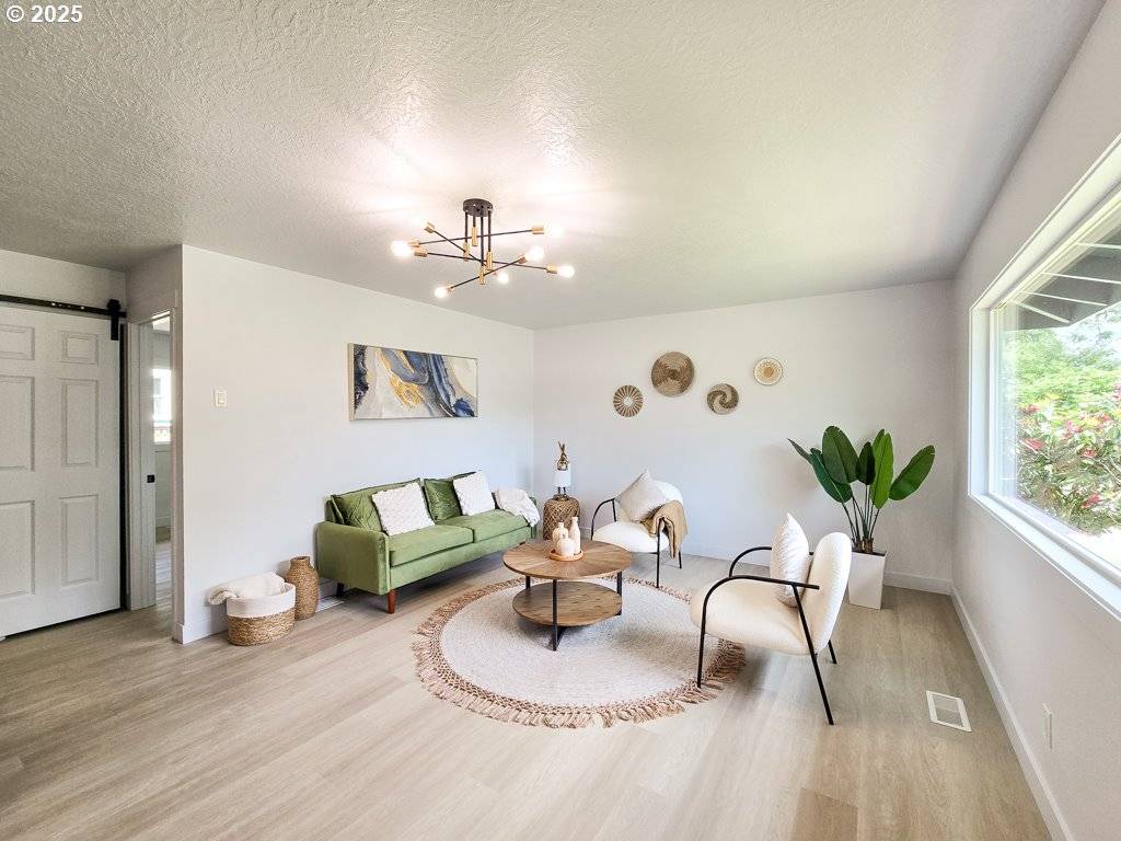 Portland, OR 97214,4145 SE GRANT ST