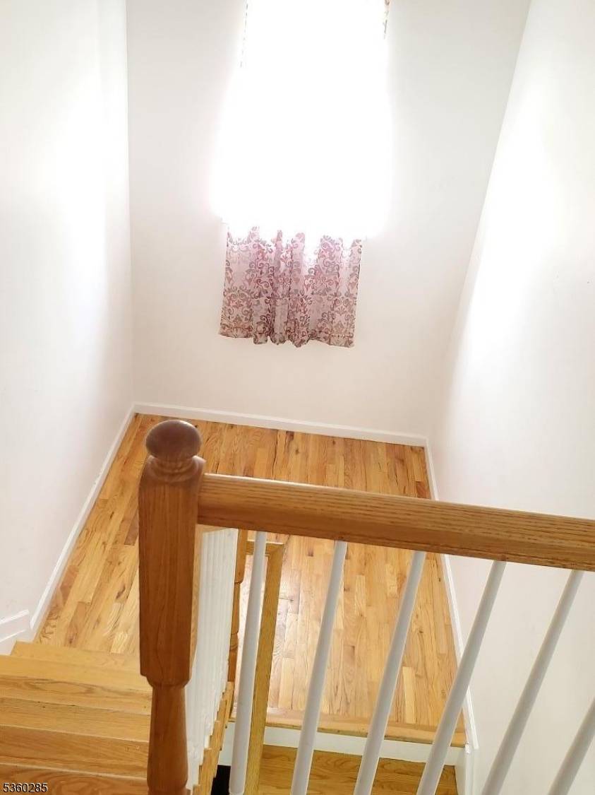 Newark City, NJ 07108,625 Hunterdon St #2