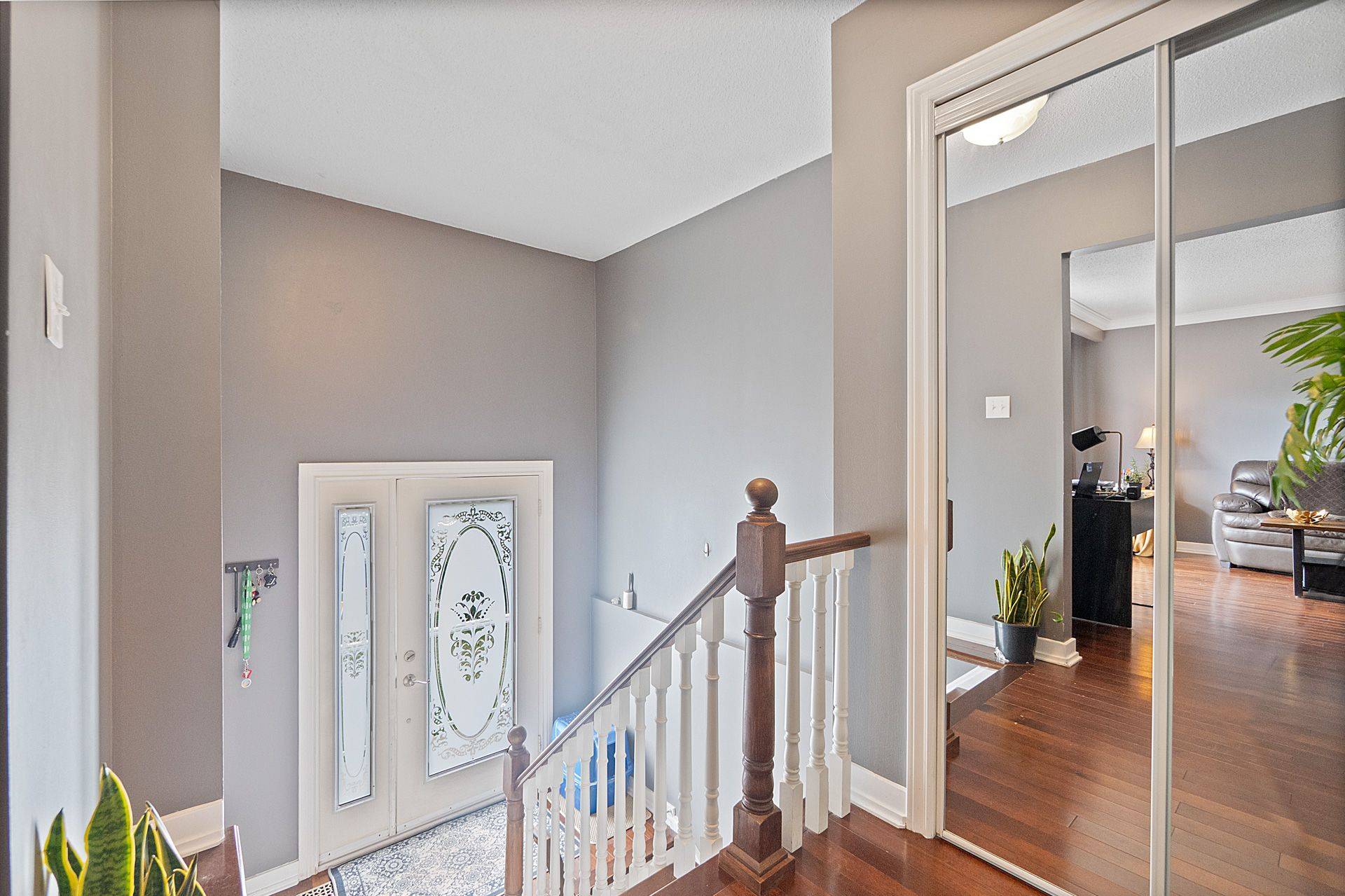 Mississauga, ON L5B 2P8,2429 Culver WAY