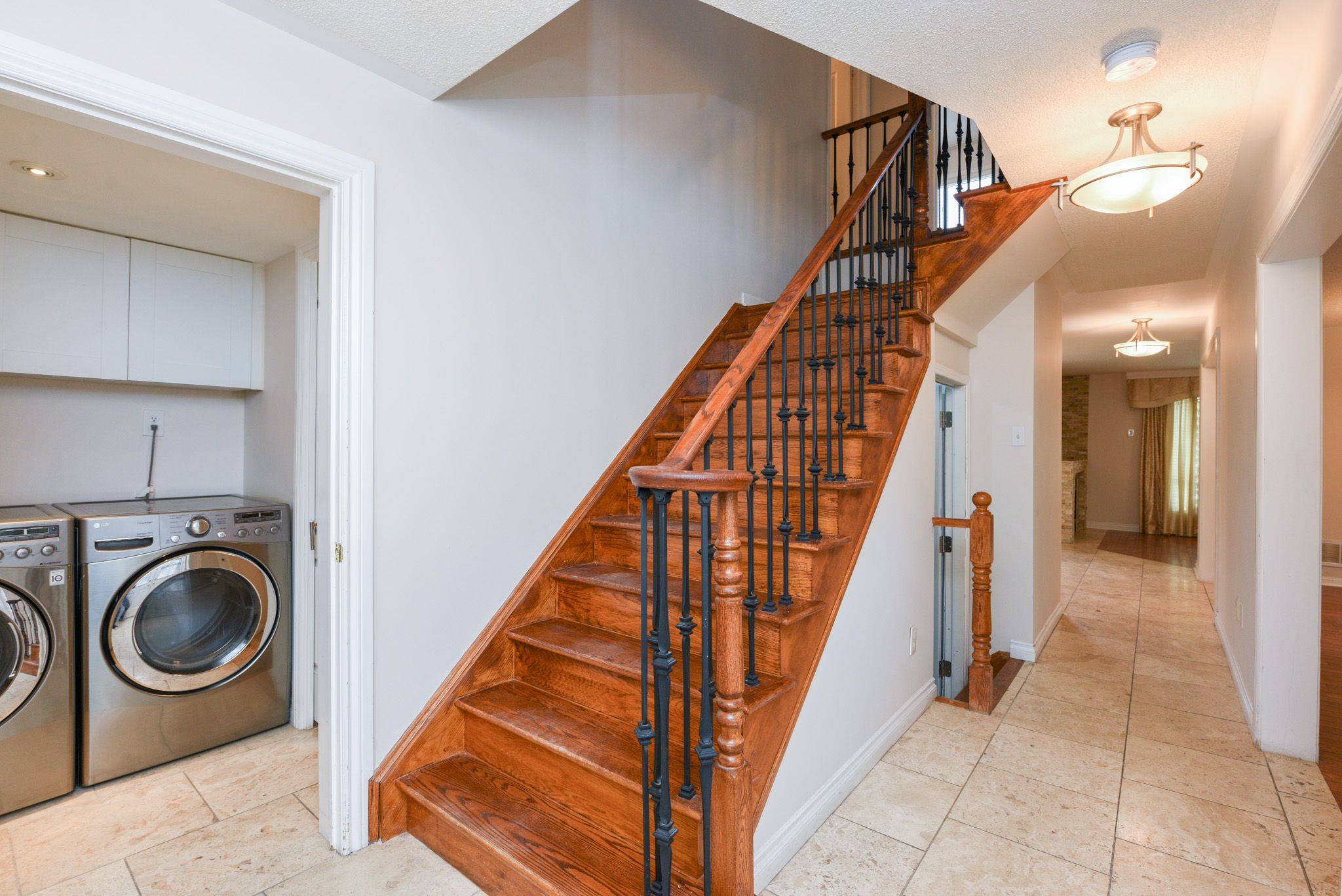 Mississauga, ON L5V 2Z5,5989 Sidmouth ST