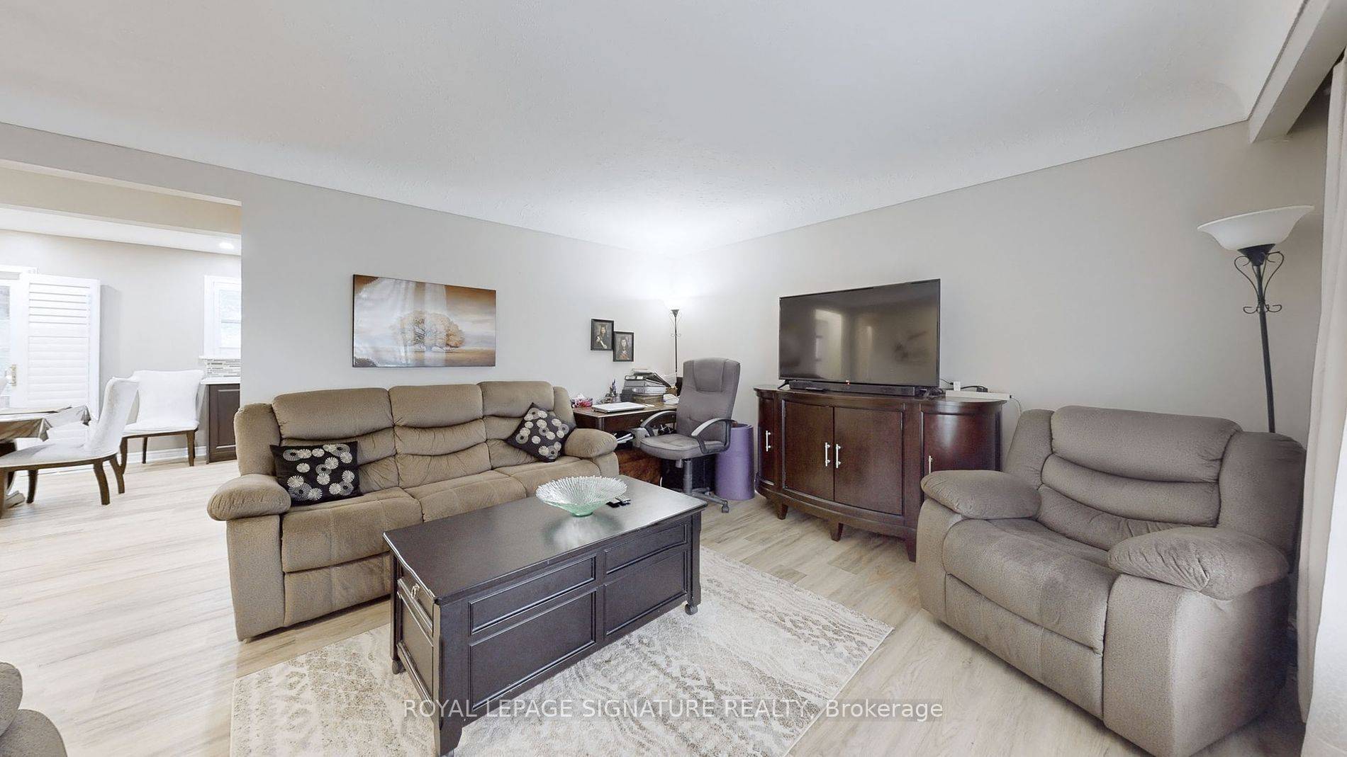 Oshawa, ON L1J 2T9,333 Ridgeway AVE