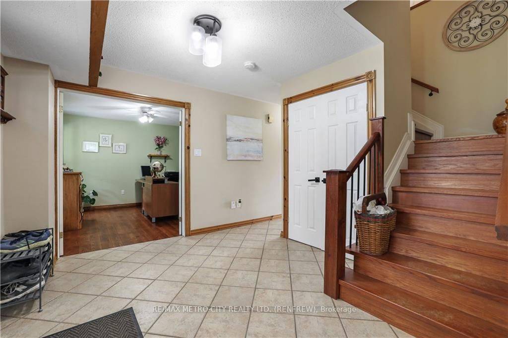 Greater Madawaska, ON K0J 1H0,121 Pheasant RUN