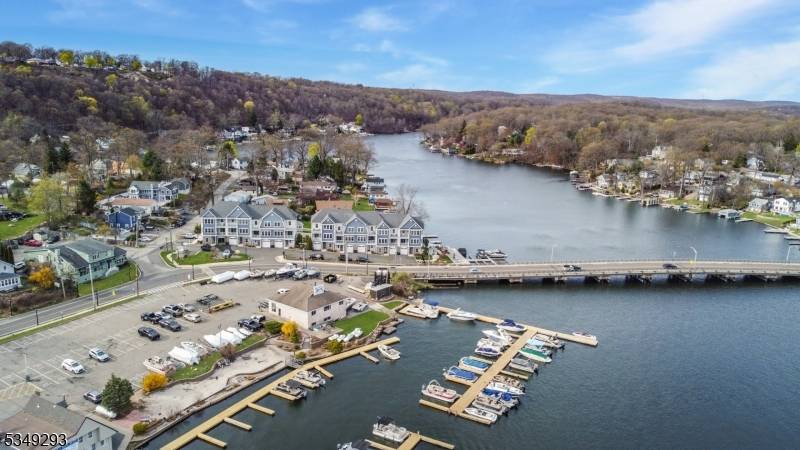 Hopatcong Boro, NJ 07843,468-8 River Styx Rd