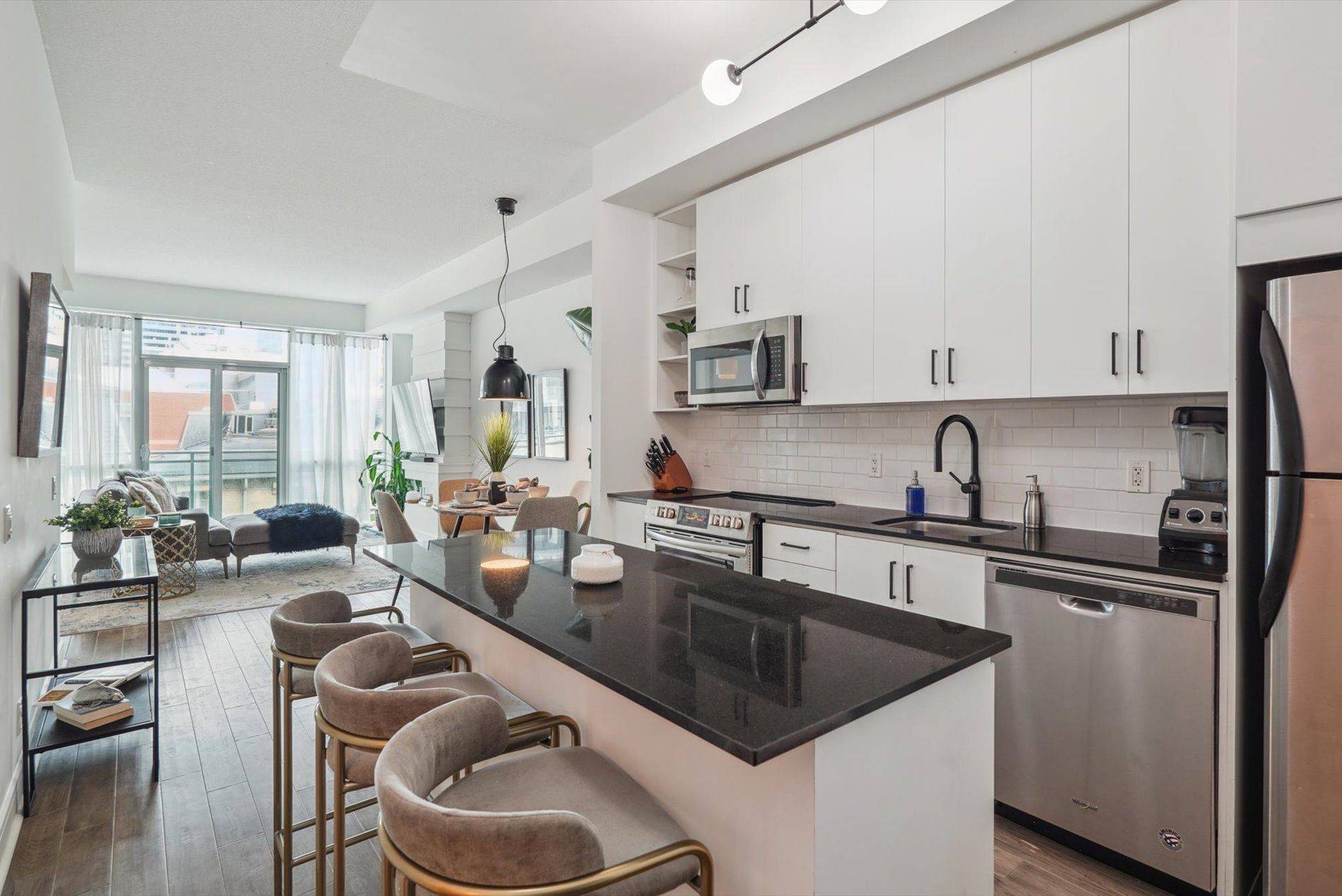 Toronto C08, ON M5A 2M5,112 George ST #S417