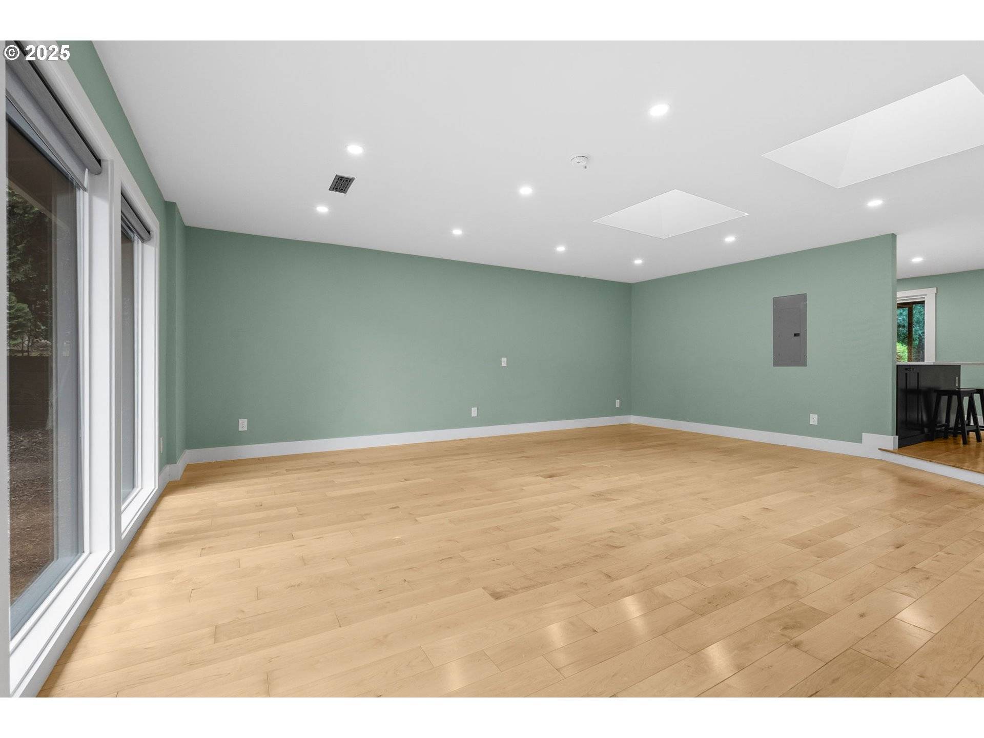 Lake Oswego, OR 97035,16880 CORTEZ CT