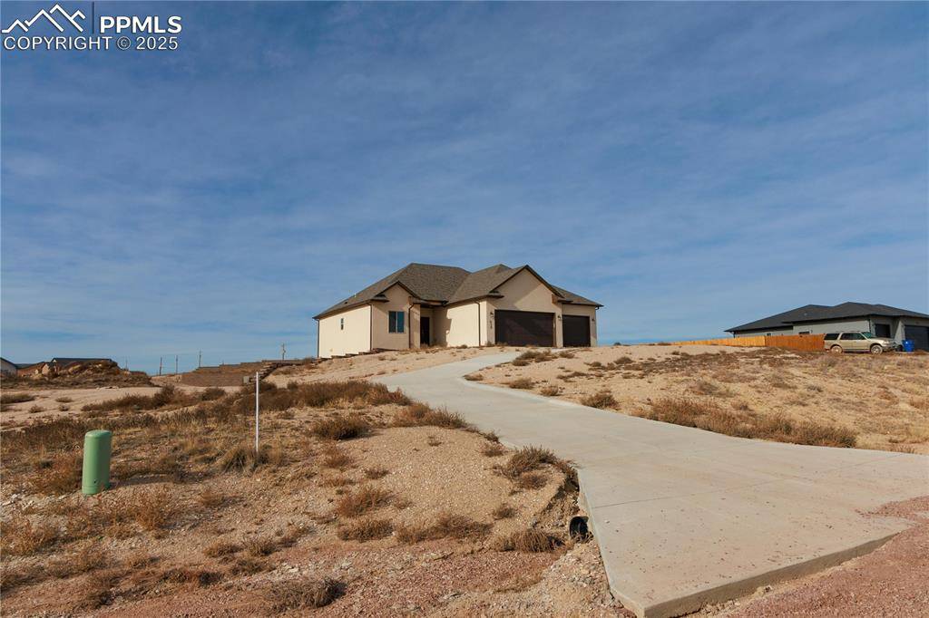 Pueblo, CO 81007,405 N HEATHER DR