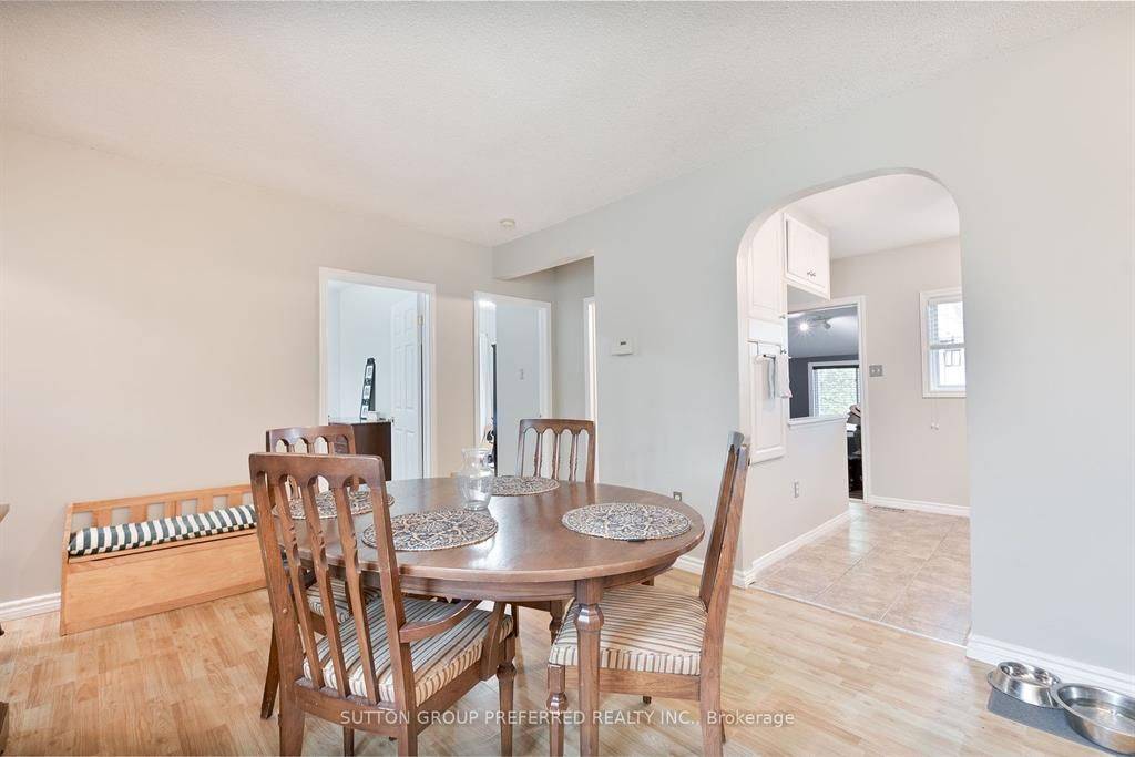London North, ON N6H 1P1,233 CAMBRIDGE ST