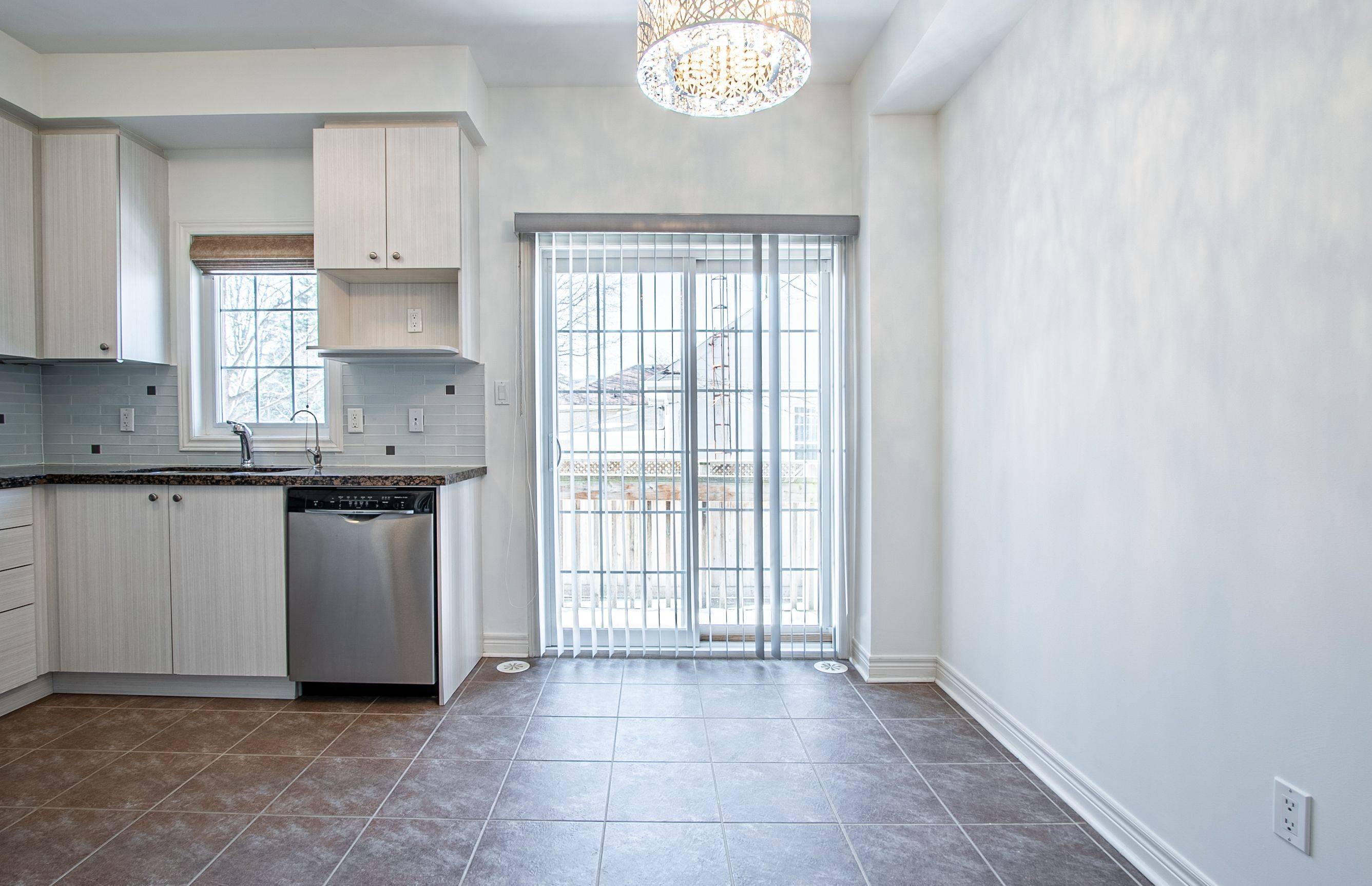 Toronto C14, ON M2N 4R8,169N Finch AVE E