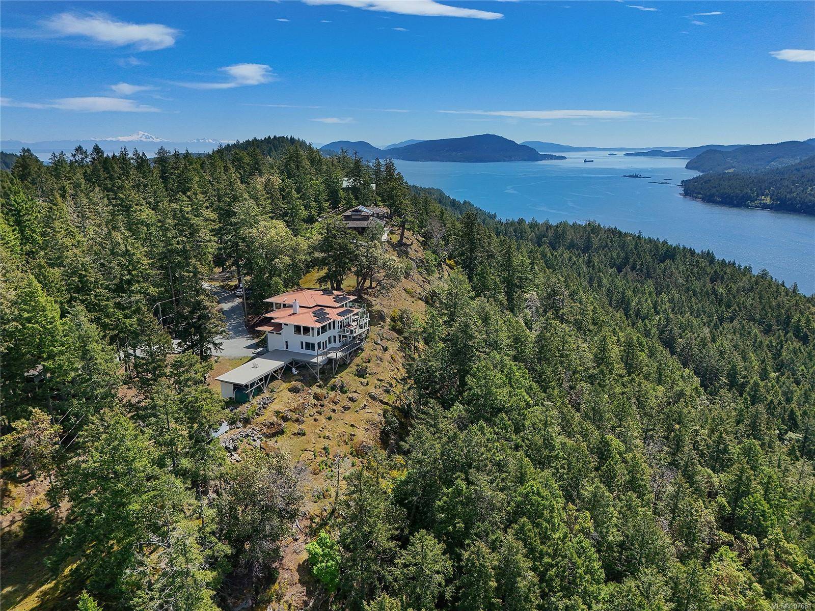 Mayne Island, BC V0N 2J2,356 East West Rd