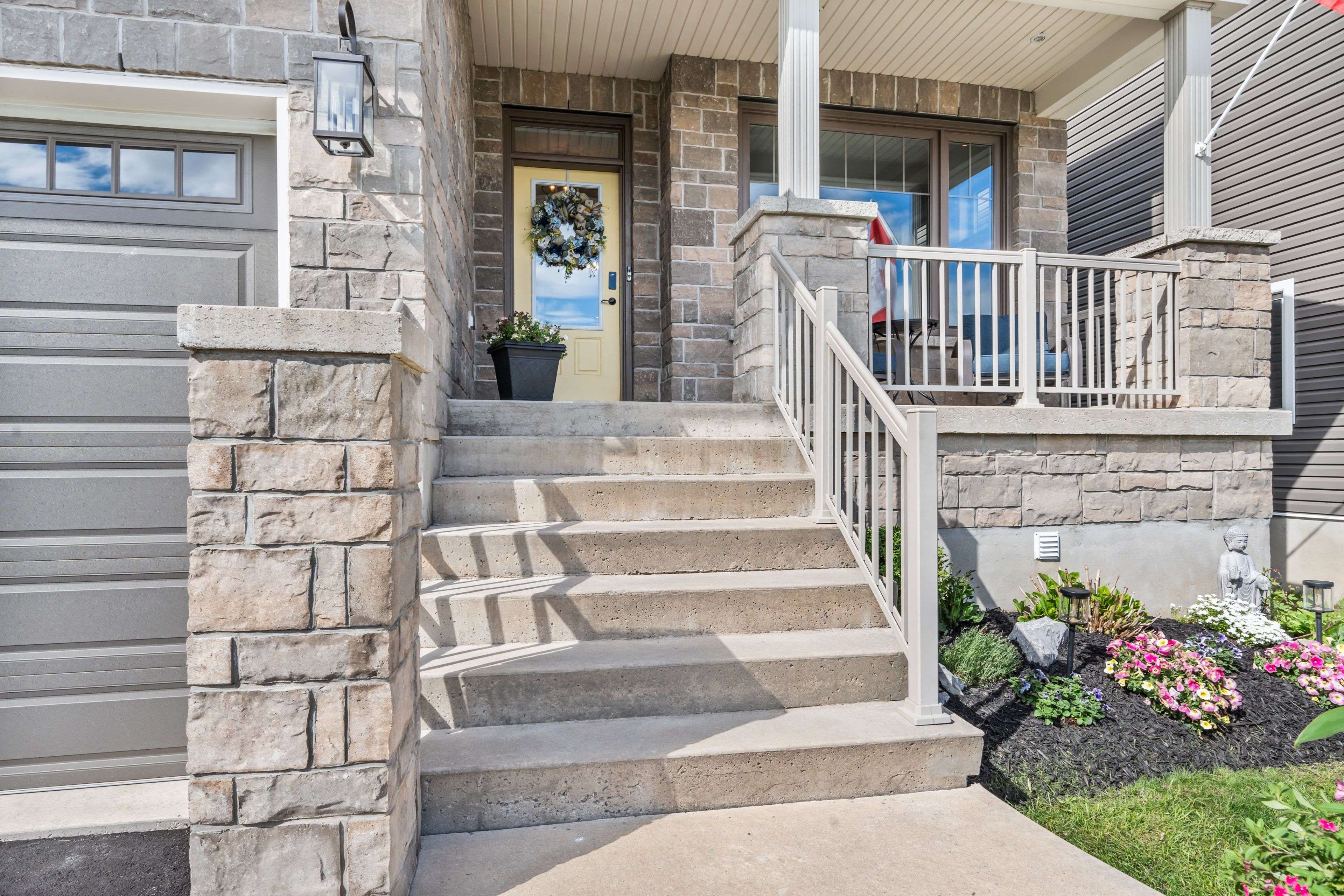 Kingston, ON K7M 0C9,228 MILL POND PL