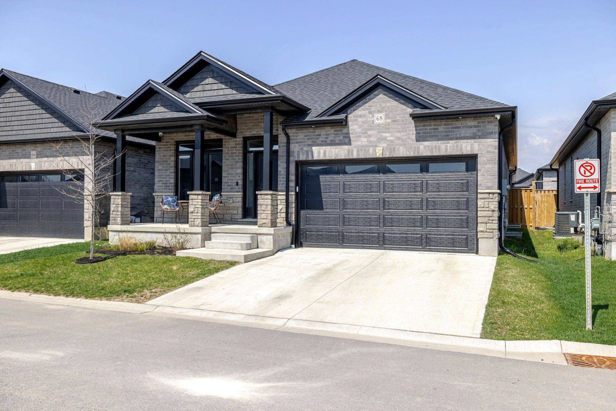 Middlesex Centre, ON N0L 1R0,383 Daventry WAY #68