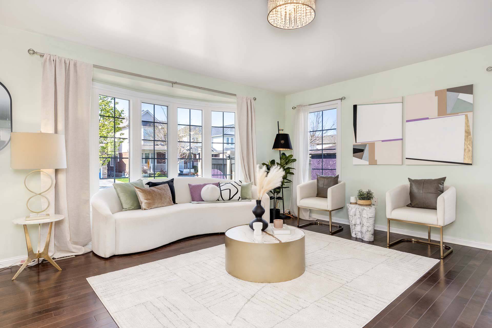 New Tecumseth, ON L9R 0C6,74 Nunn CRES