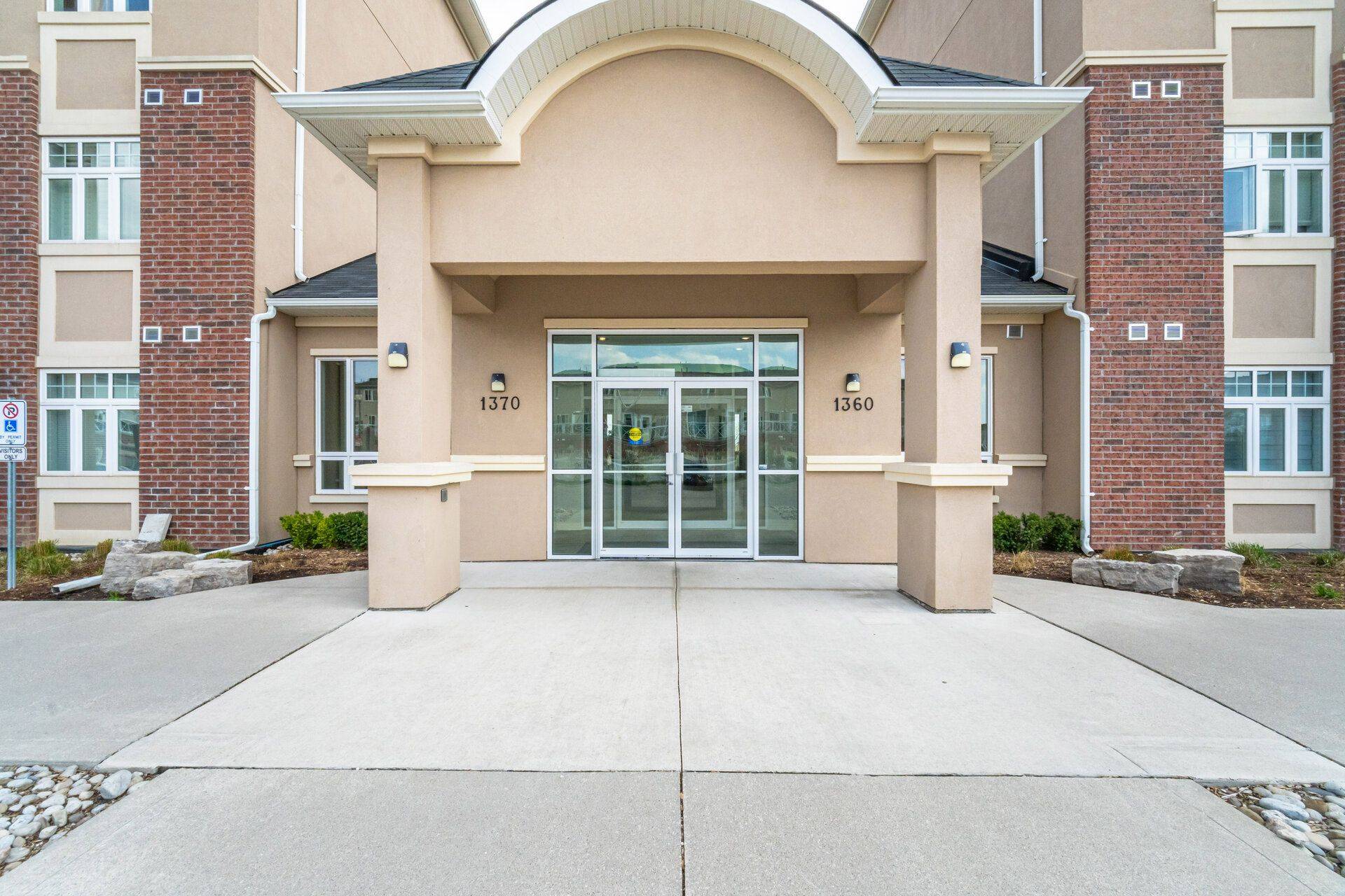 Milton, ON L9T 0Y8,1370 Costigan RD #101