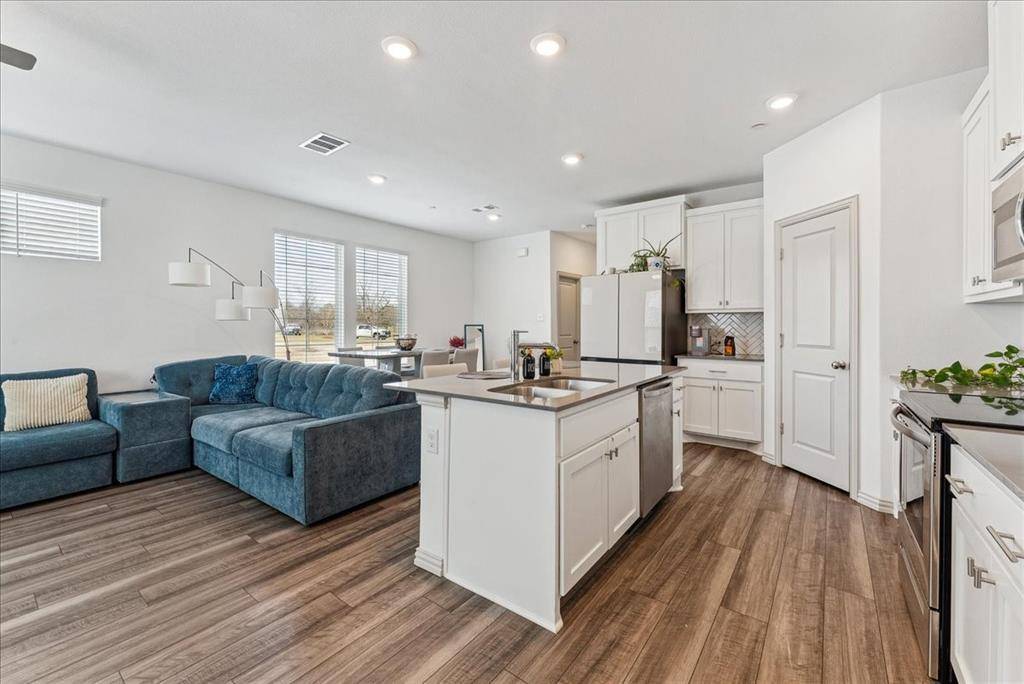 Haltom City, TX 76117,5103 Community Street