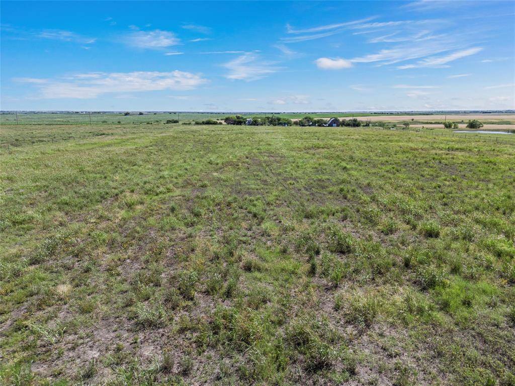 Penelope, TX 76676,631 Hcr 3220