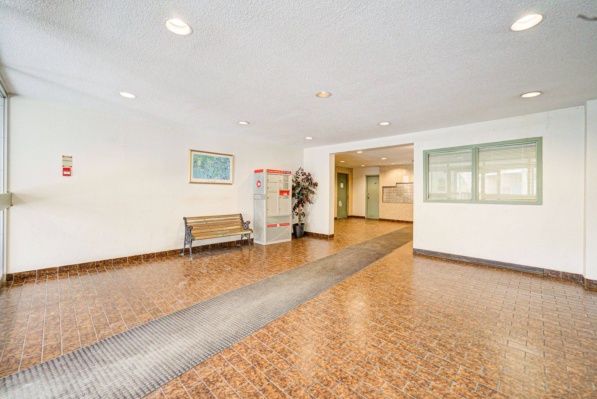 Toronto E09, ON M1E 4X2,100 Mornelle CT #1078